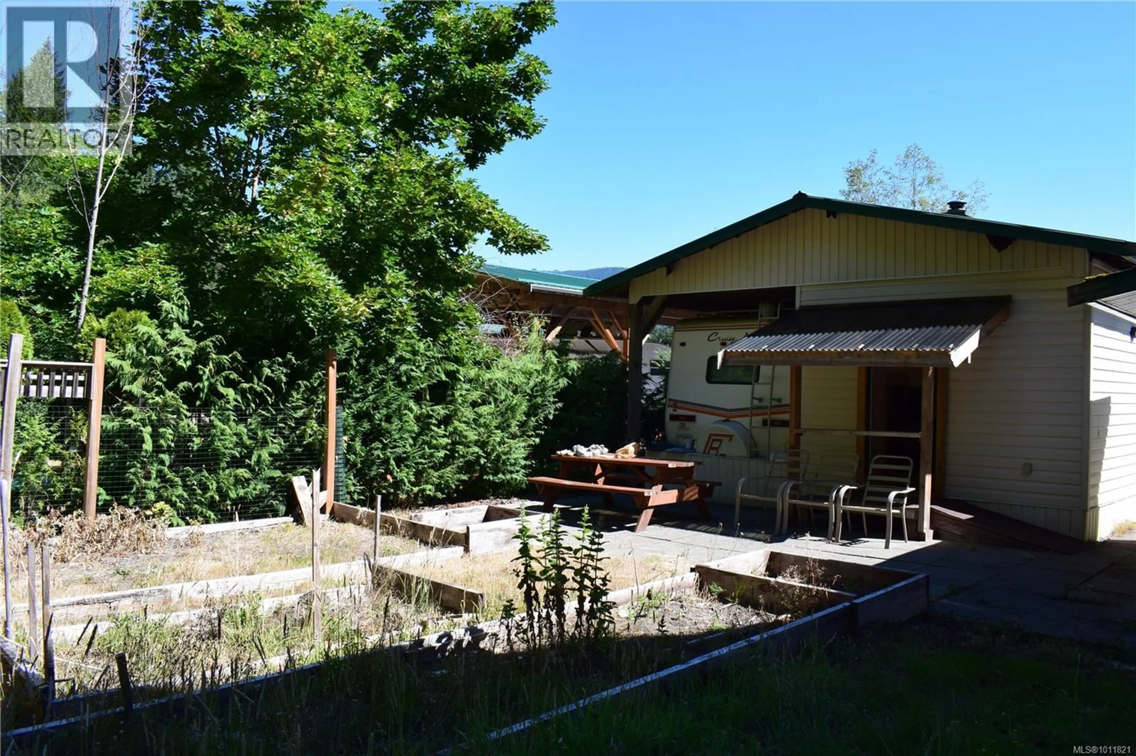 Patio, unknown for 30 - 8631 SOUTH SHORE ROAD, Lake Cowichan British Columbia V0R2G0