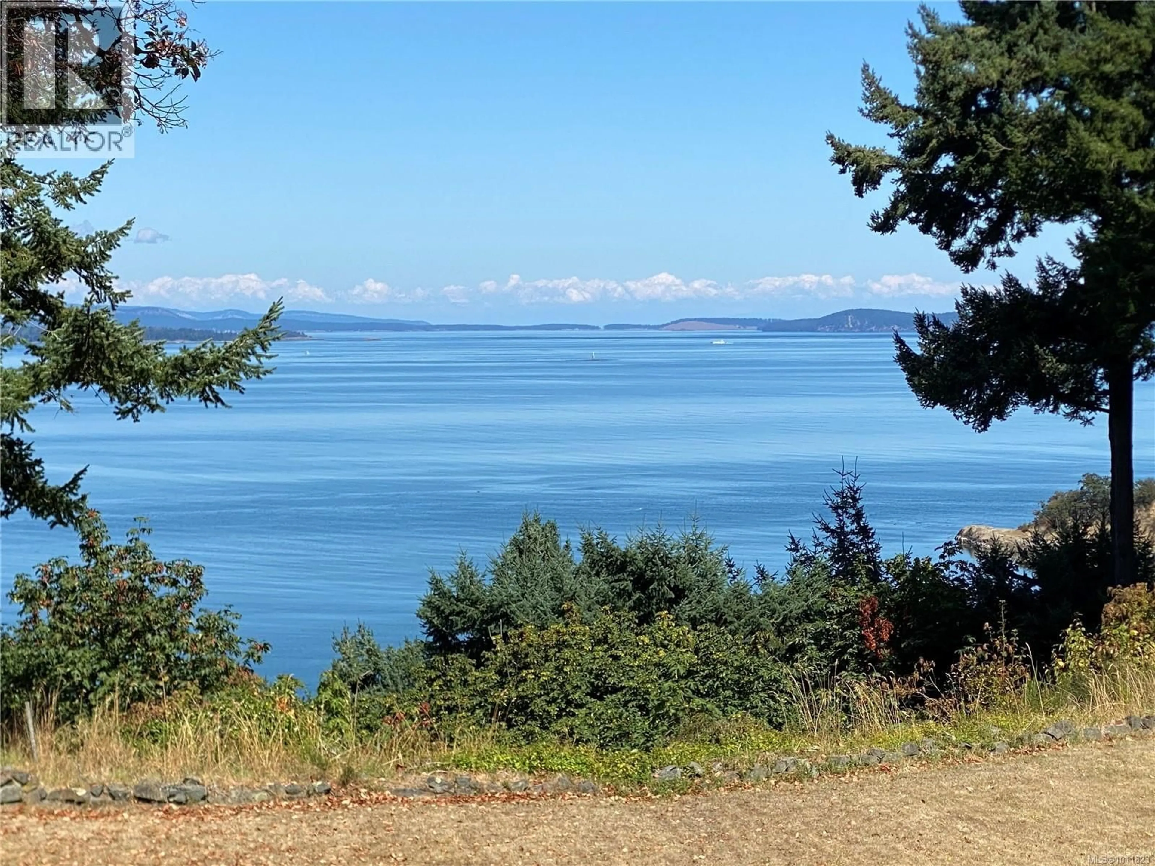 A pic from outside/outdoor area/front of a property/back of a property/a pic from drone, water/lake/river/ocean view for 4598 TORQUAY DRIVE, Saanich British Columbia V8N3L7