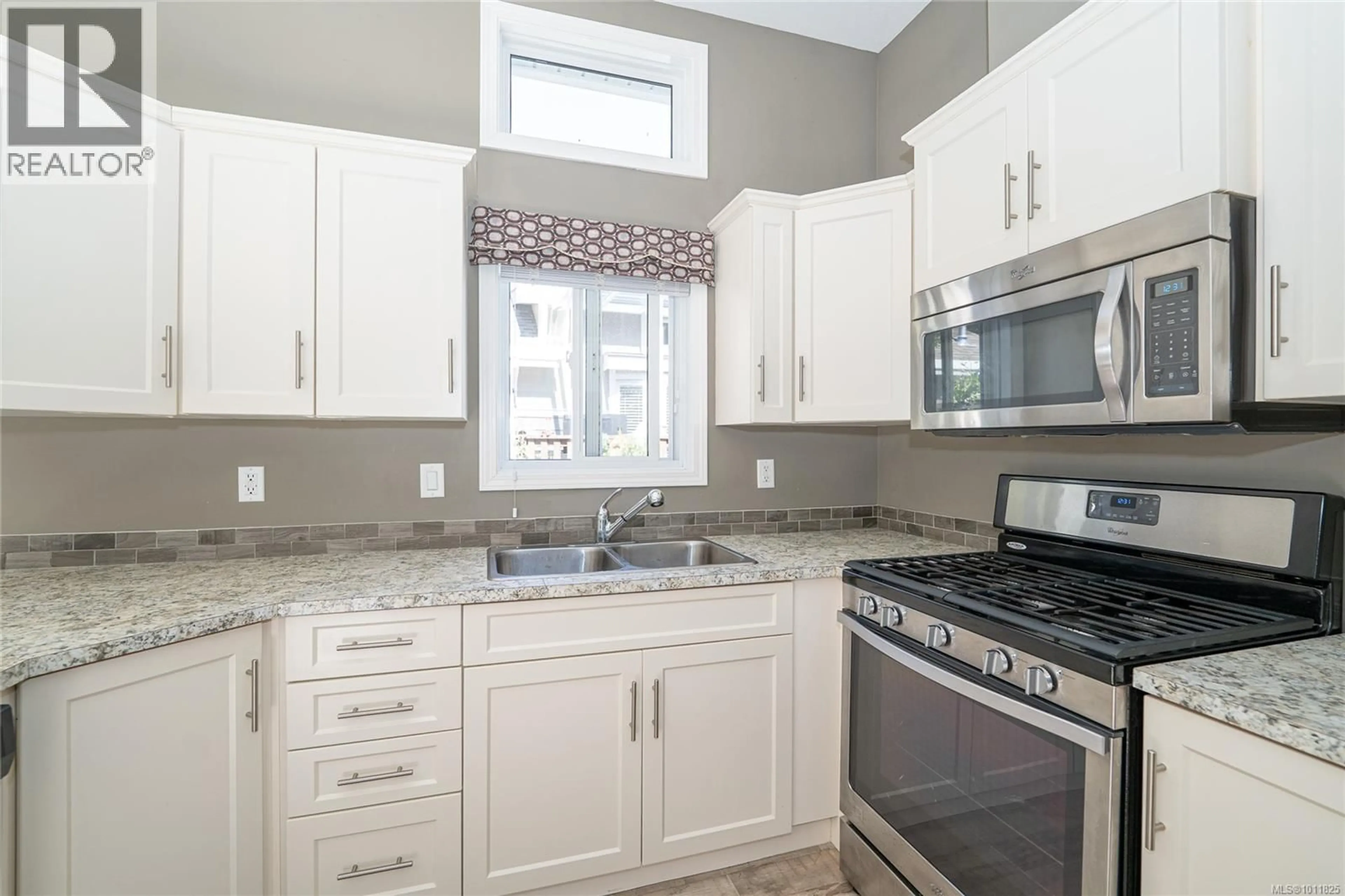 Standard kitchen, unknown for 156 - 3042 RIVER ROAD, Chemainus British Columbia V0R1K3