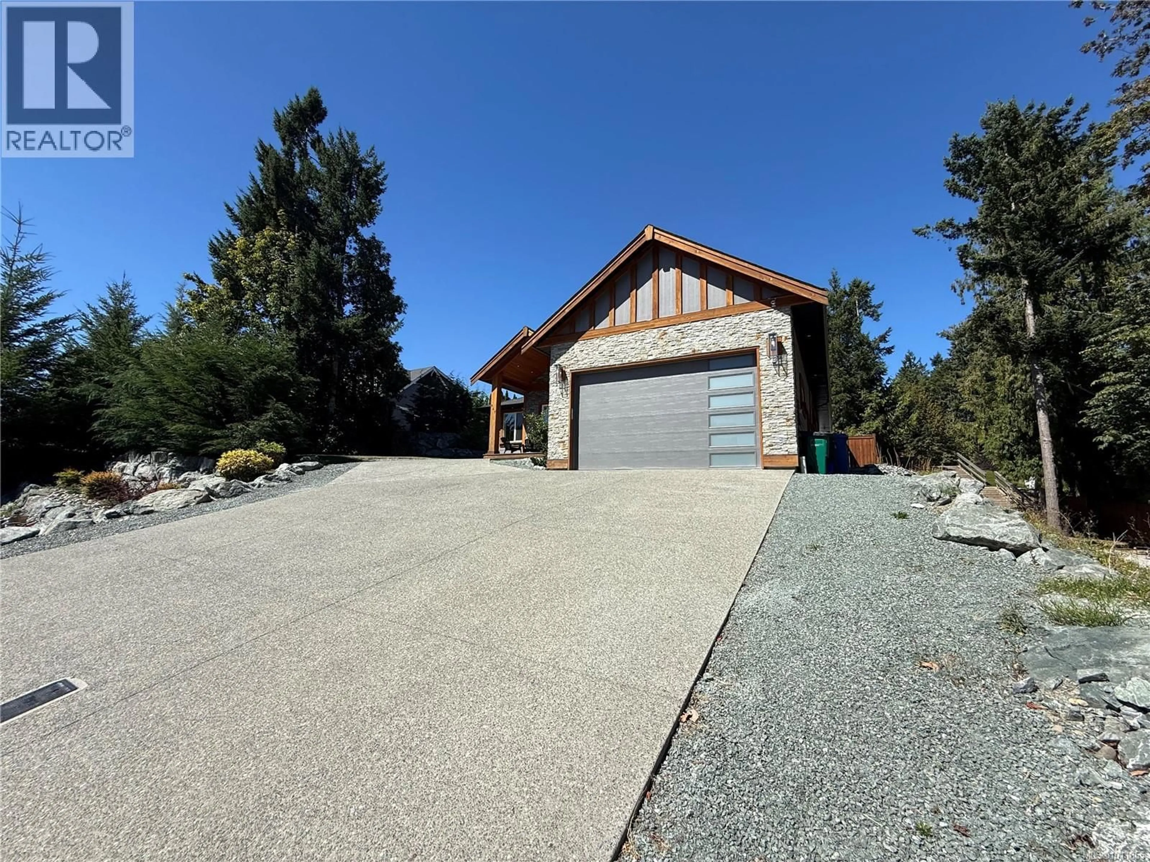 Indoor garage for 847 BUCKTAIL ROAD, Mill Bay British Columbia V0R2P1