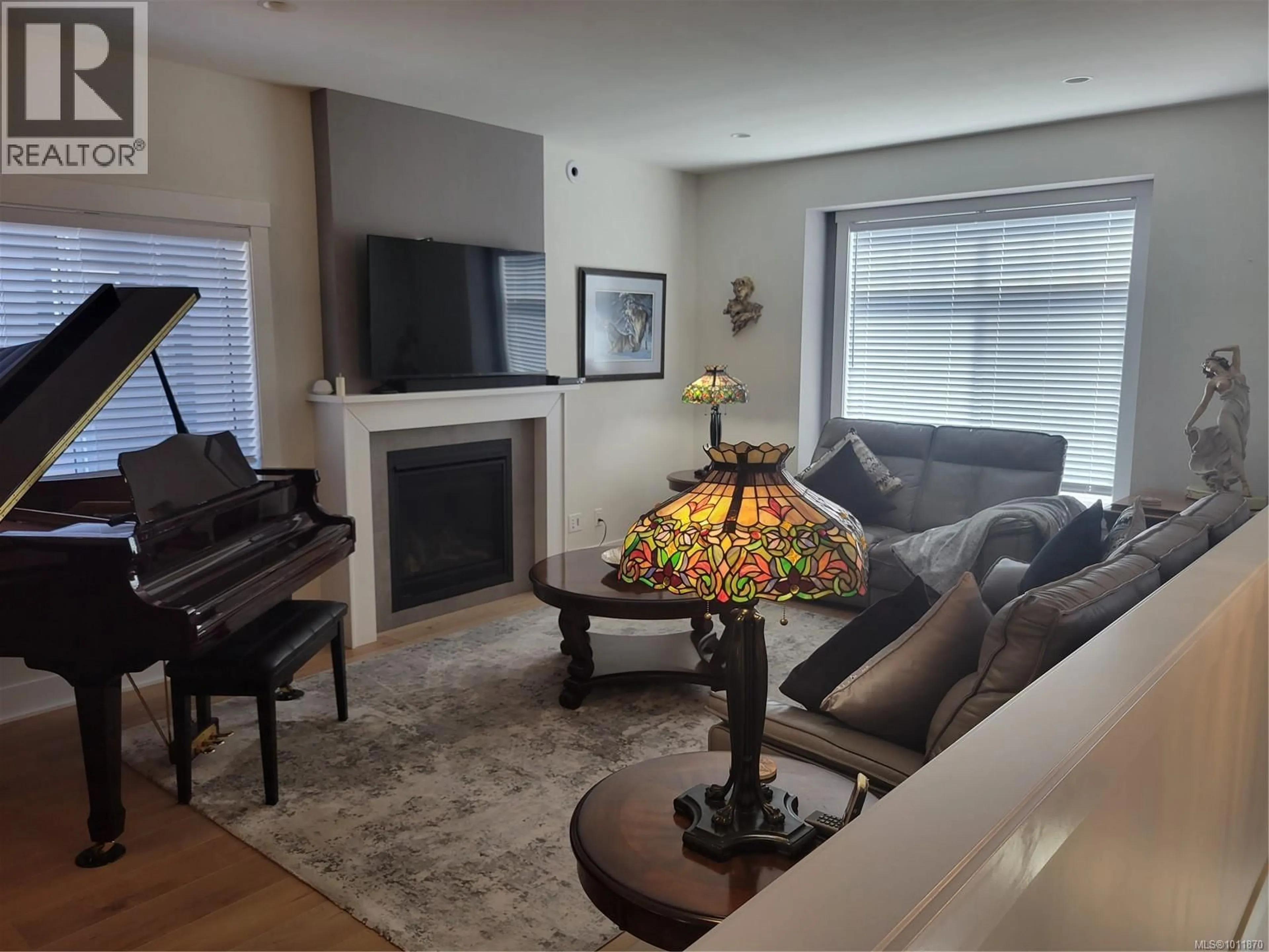 Living room with furniture, unknown for 364 TIDELINE LANE, Colwood British Columbia V9C0P8