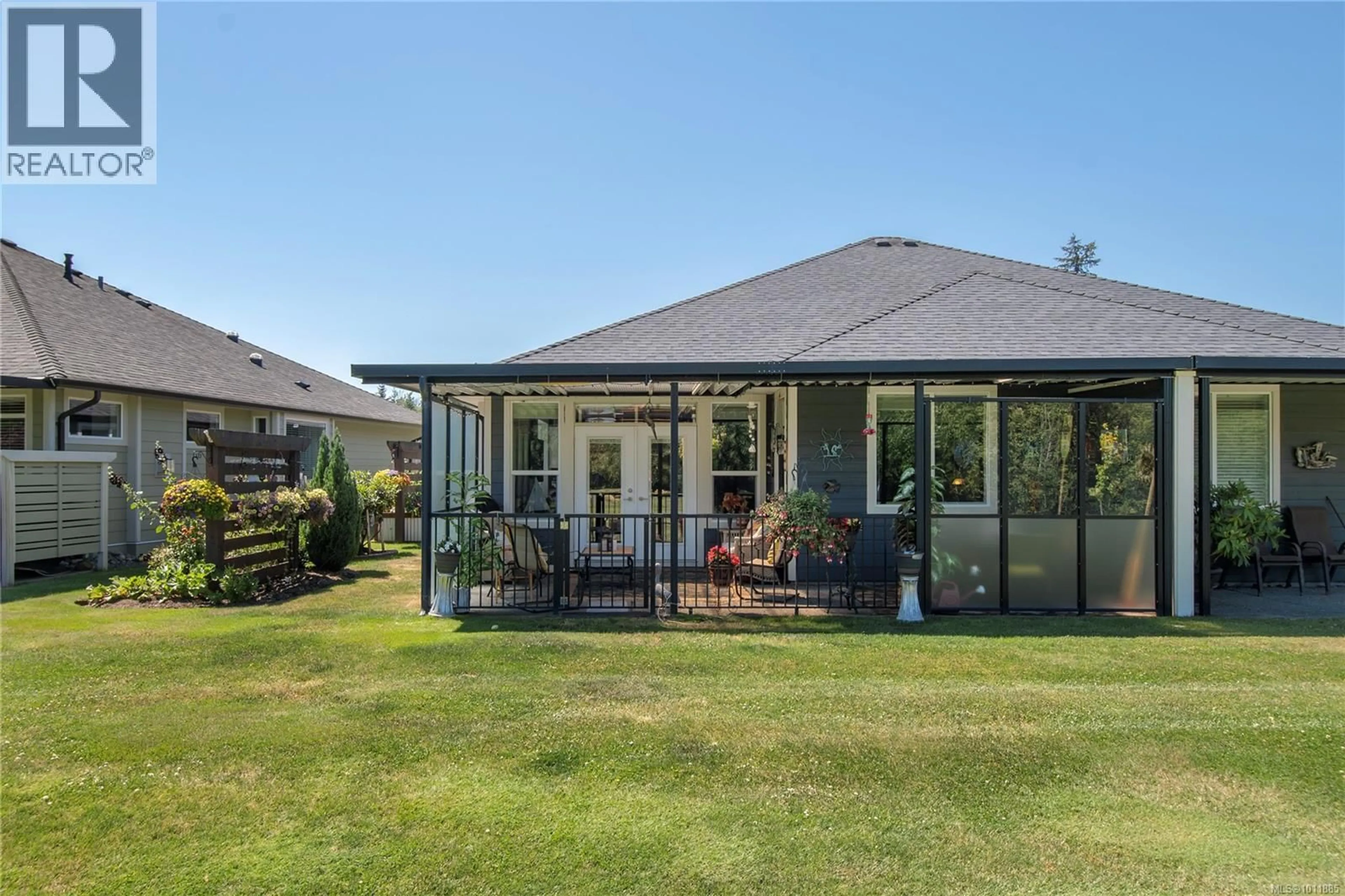 Patio, unknown for 90 - 2006 SIERRA DRIVE, Campbell River British Columbia V9H1V6