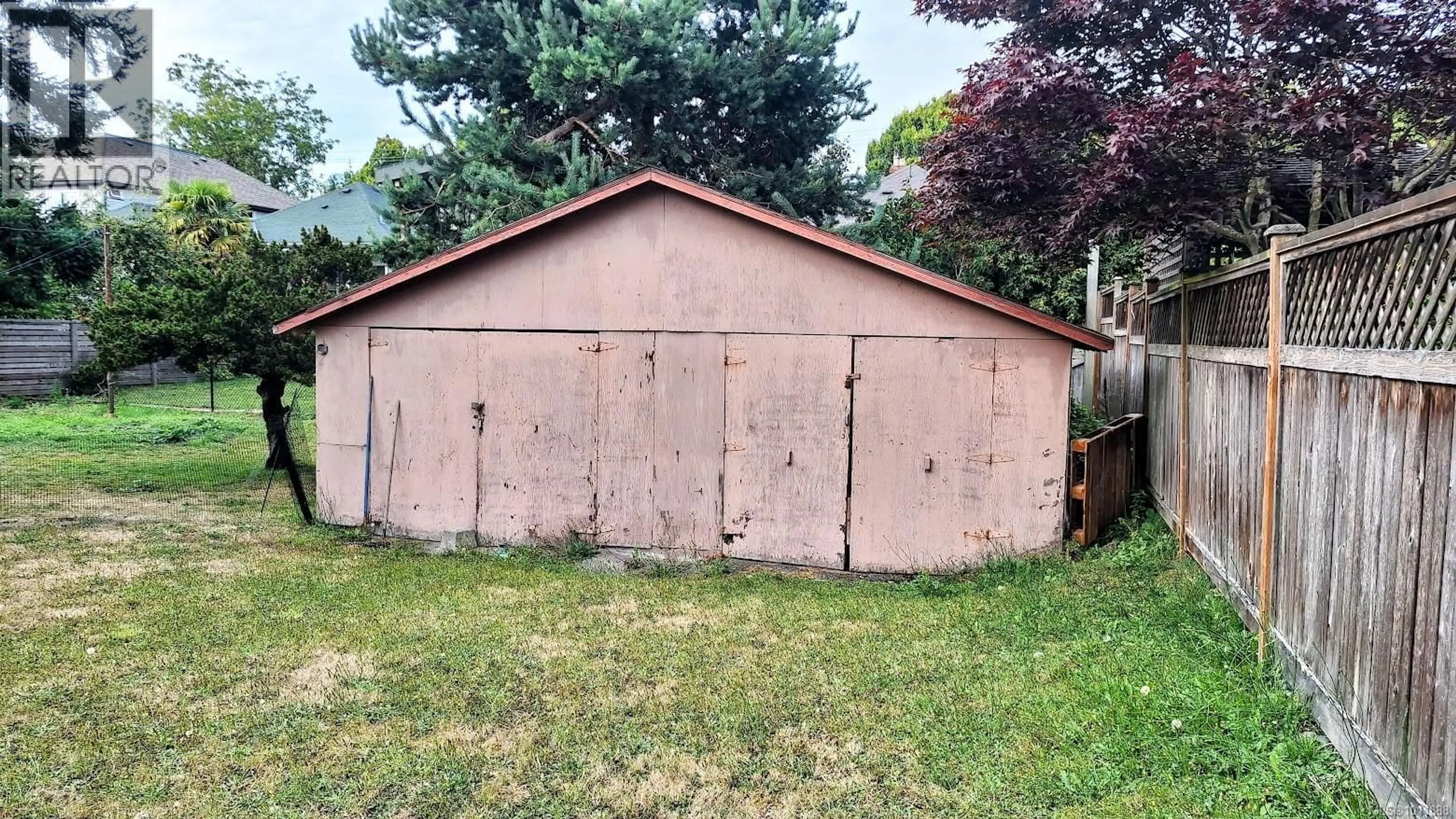 Shed for 220 MICHIGAN STREET, Victoria British Columbia V8V1R3