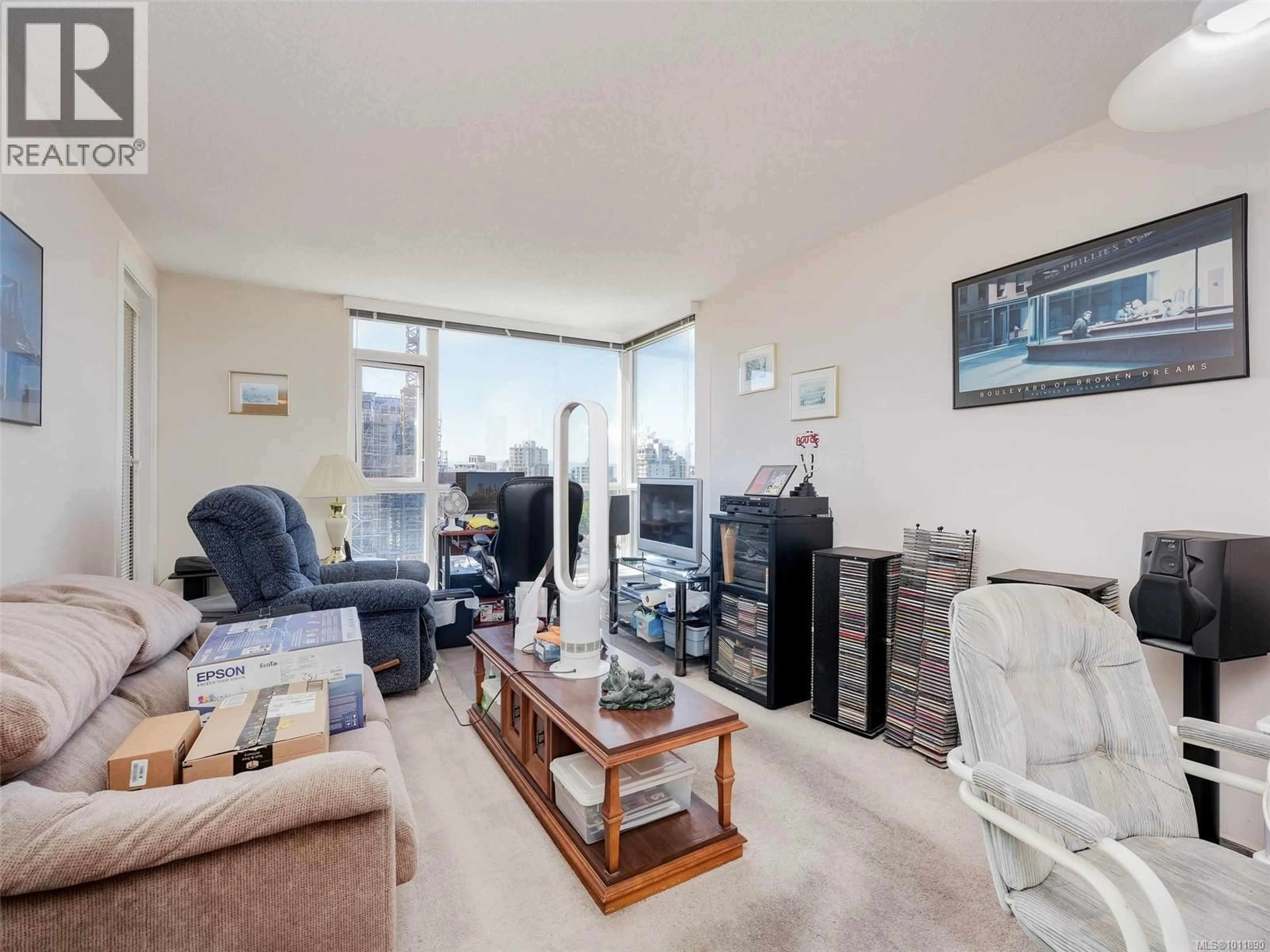 Living room with furniture, unknown for 1010 - 835 VIEW STREET, Victoria British Columbia V8X3L6