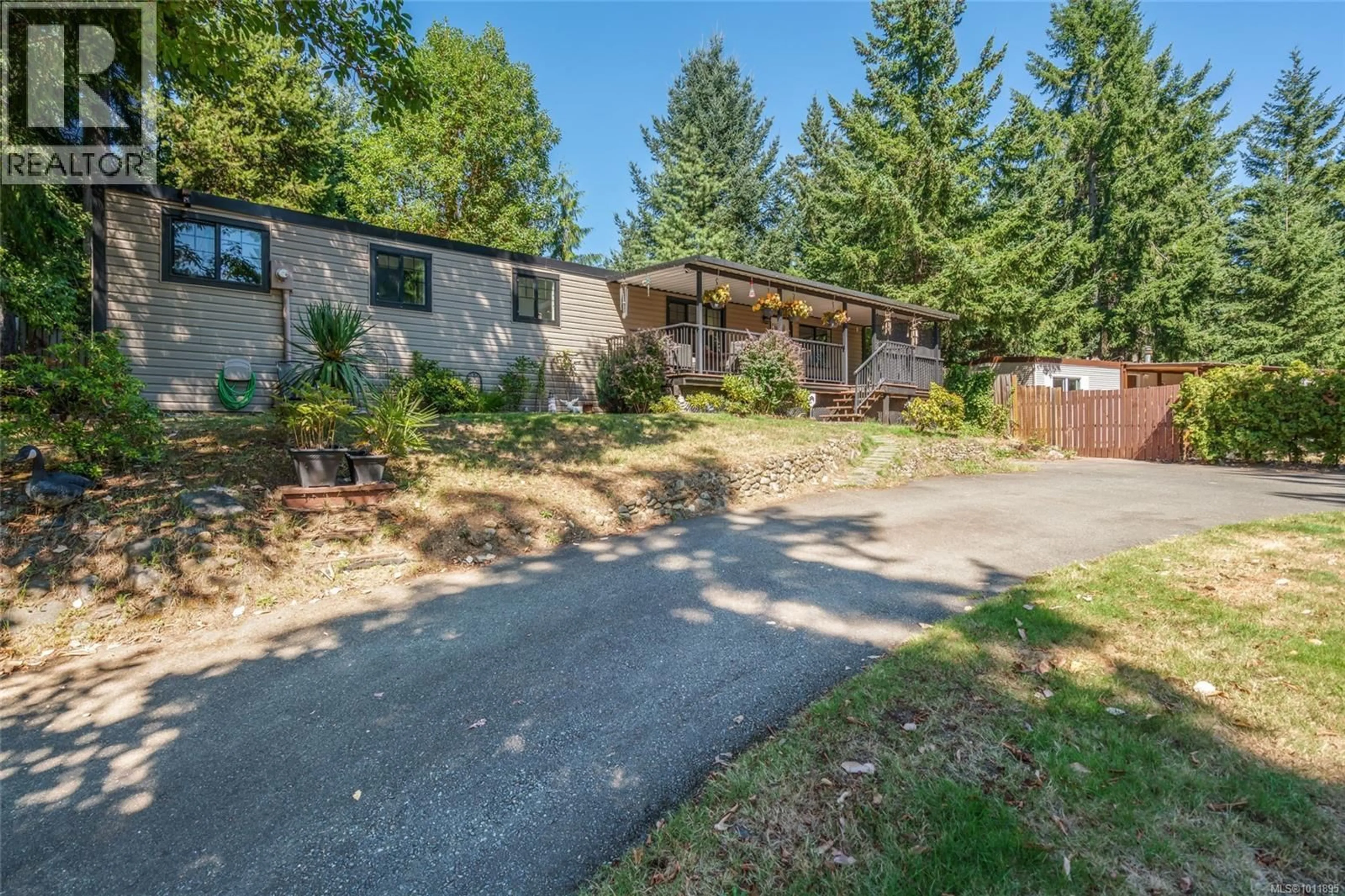 A pic from outside/outdoor area/front of a property/back of a property/a pic from drone, unknown for 2365 ARMSTRONG CRESCENT, Nanoose Bay British Columbia V9P9E6
