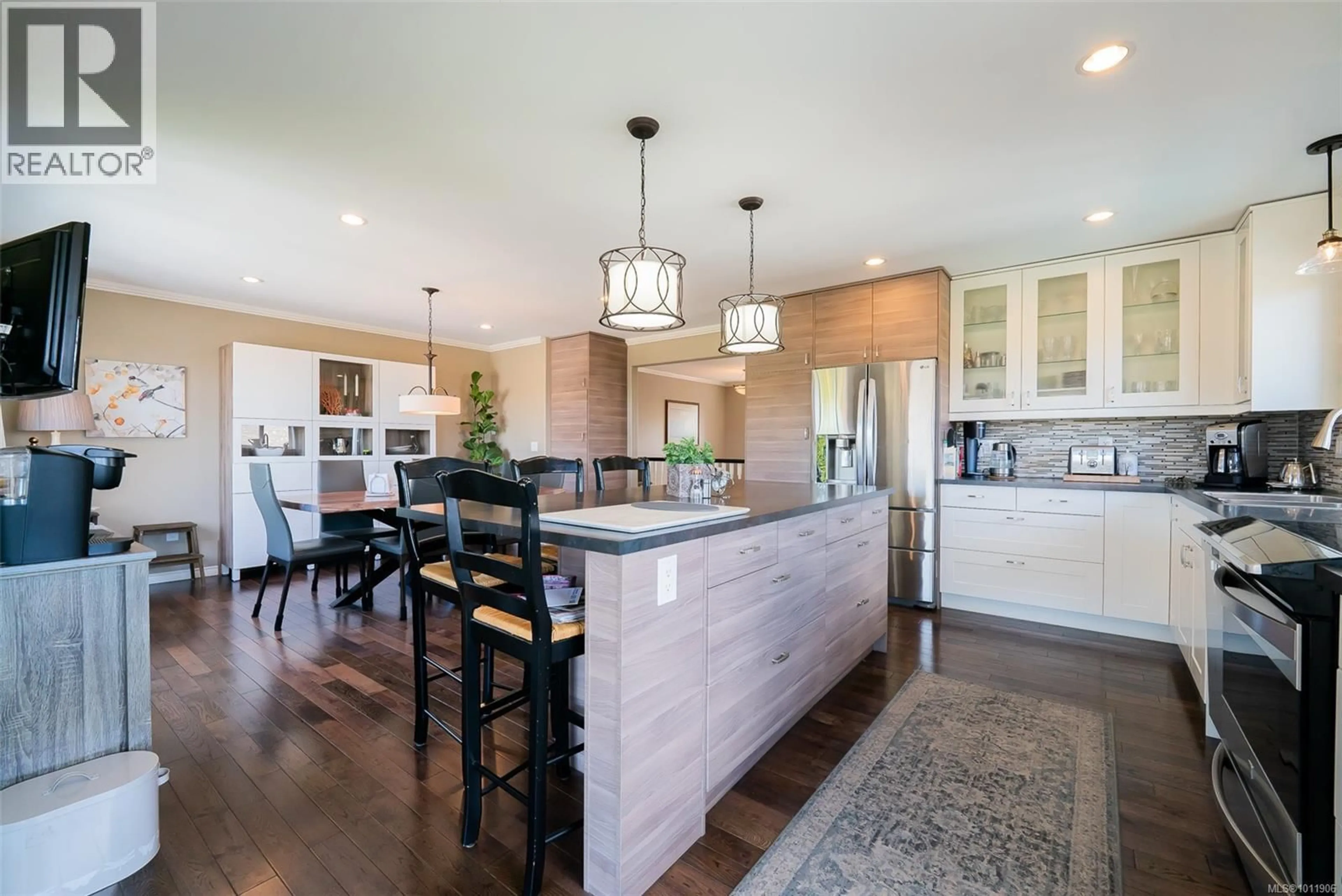 Open concept kitchen, unknown for 5320 KENWILL DRIVE, Nanaimo British Columbia V9T5Z8