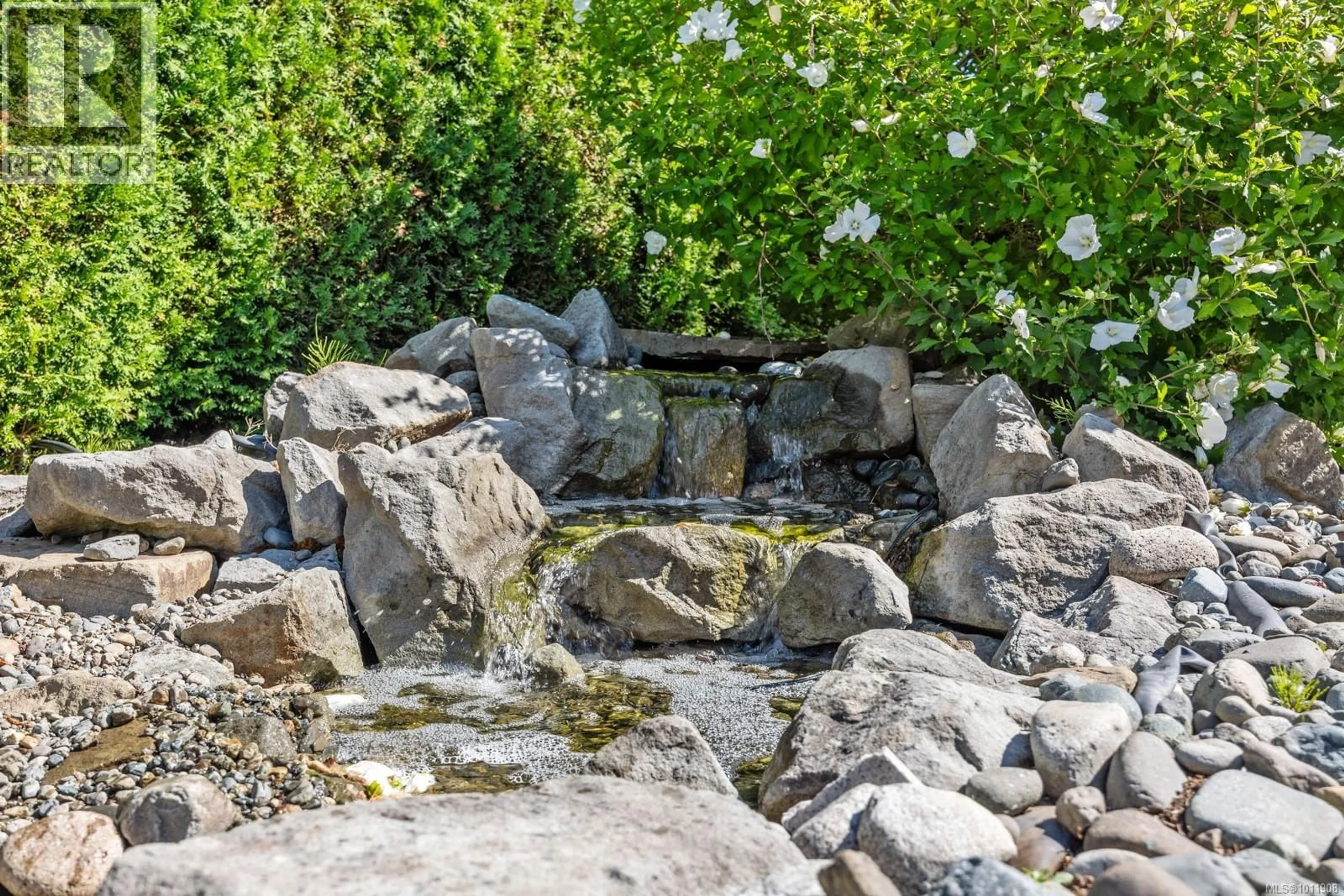 Patio, water/lake/river/ocean view for 1680 GUTHRIE ROAD, Comox British Columbia V9M1A7