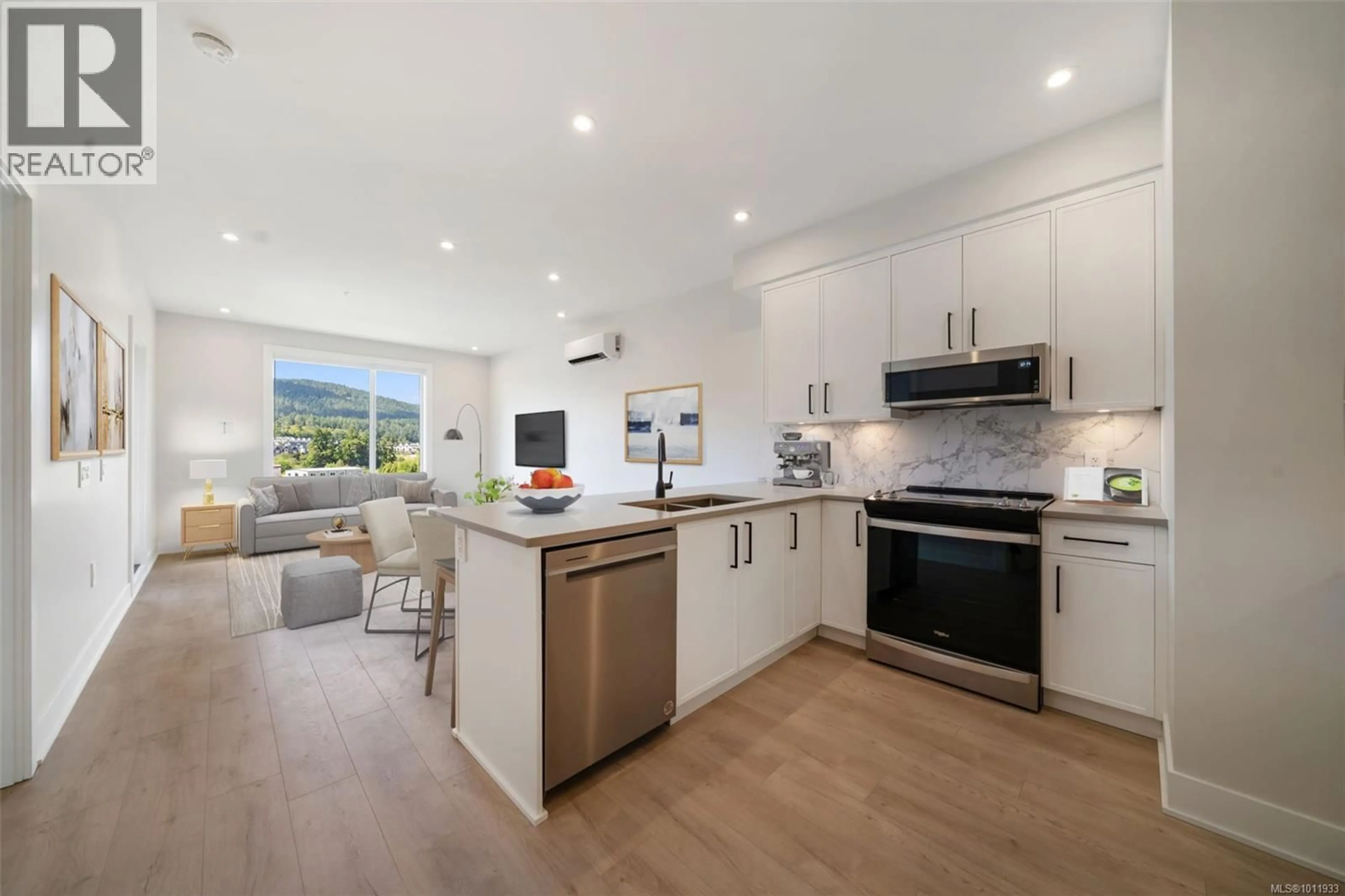 Open concept kitchen, unknown for 118 - 1371 GOLDSTREAM AVENUE, Langford British Columbia V9B7B4