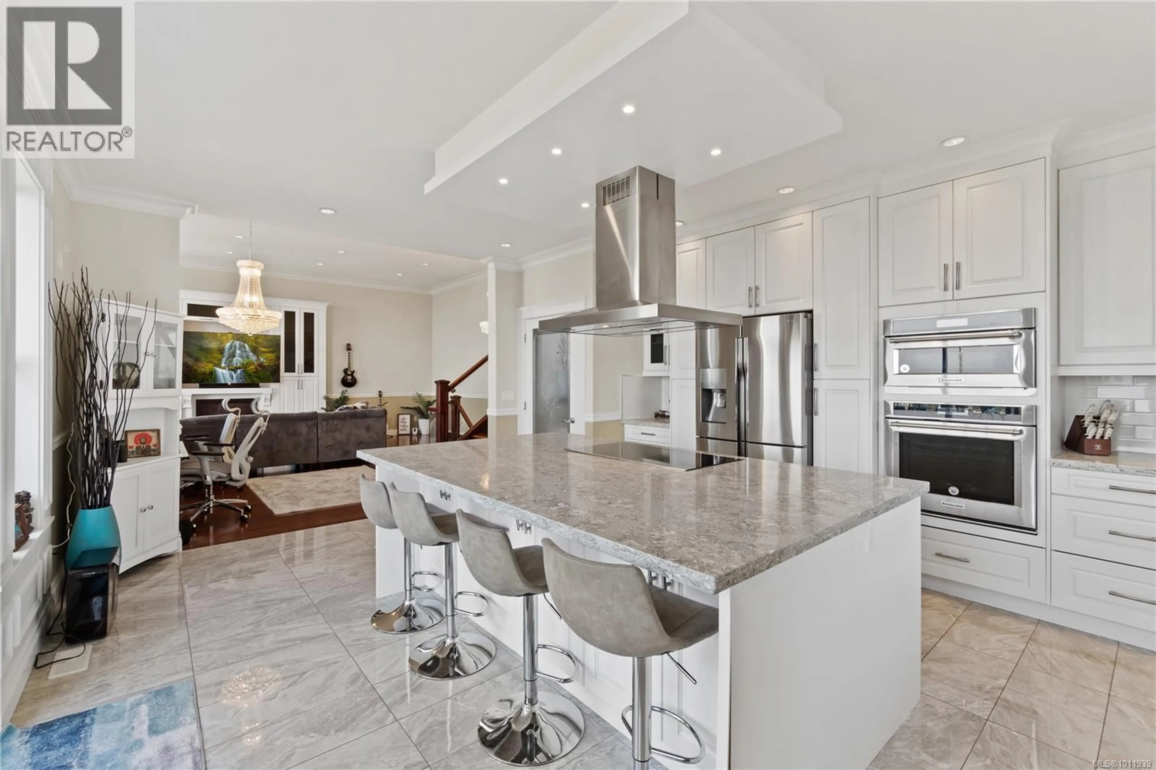 Open concept kitchen, ceramic/tile floor for 5013 LAGUNA WAY, Nanaimo British Columbia V9T5L6