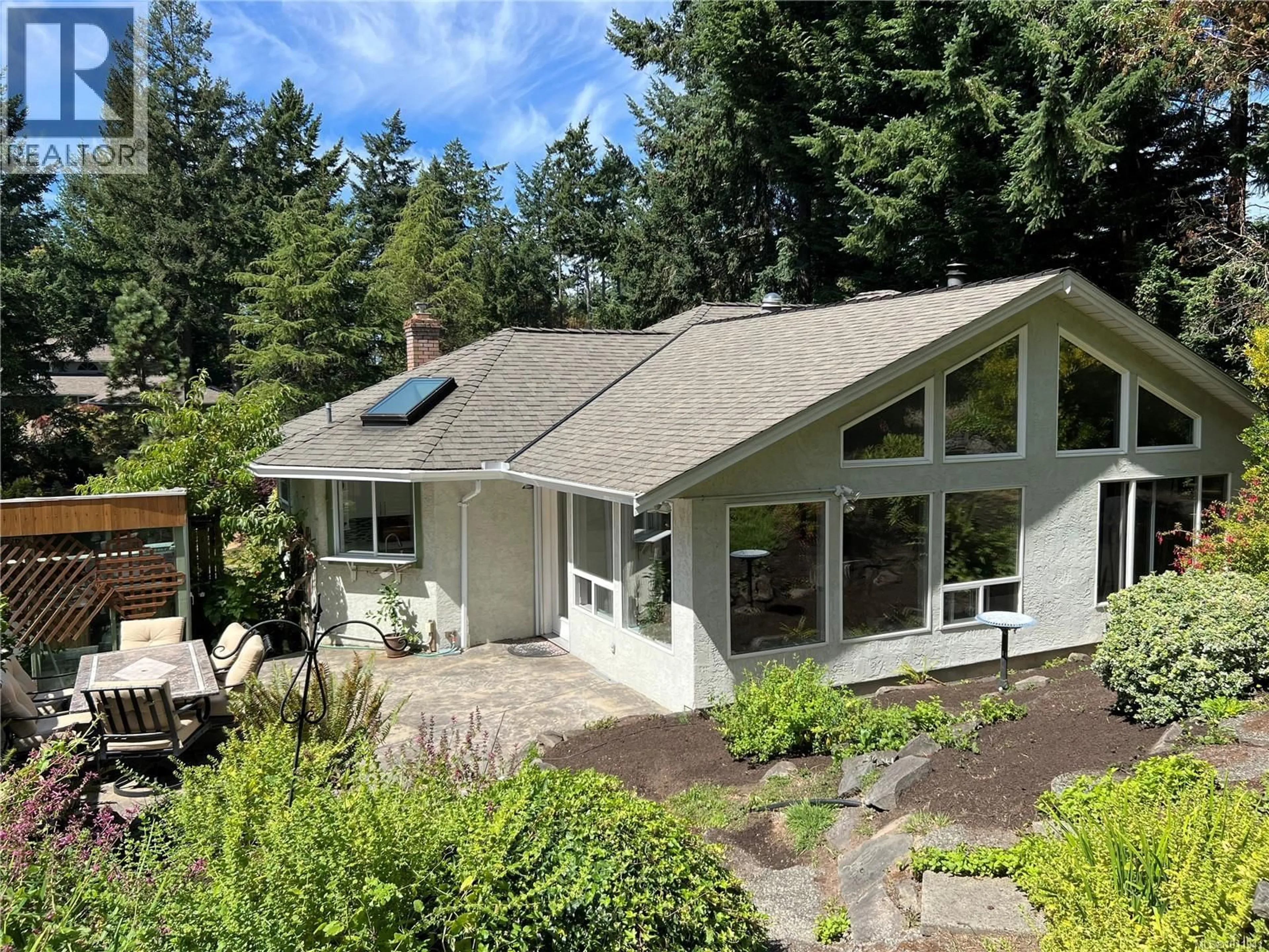 Home with vinyl exterior material, unknown for 10915 PRENTICE PLACE, North Saanich British Columbia V8L5H7