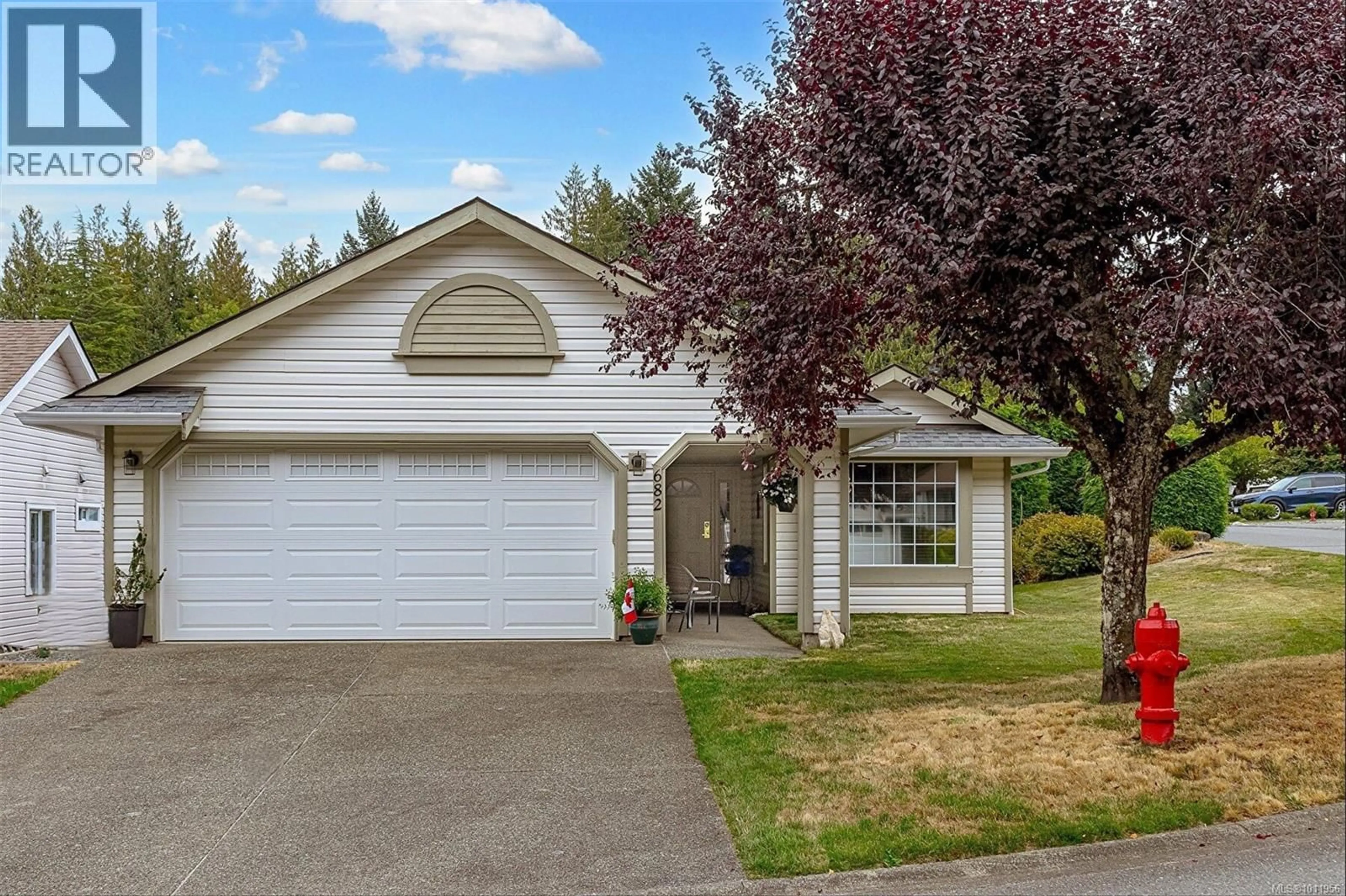 Home with vinyl exterior material, street for 682 PINERIDGE DRIVE, Cobble Hill British Columbia V8H0K8