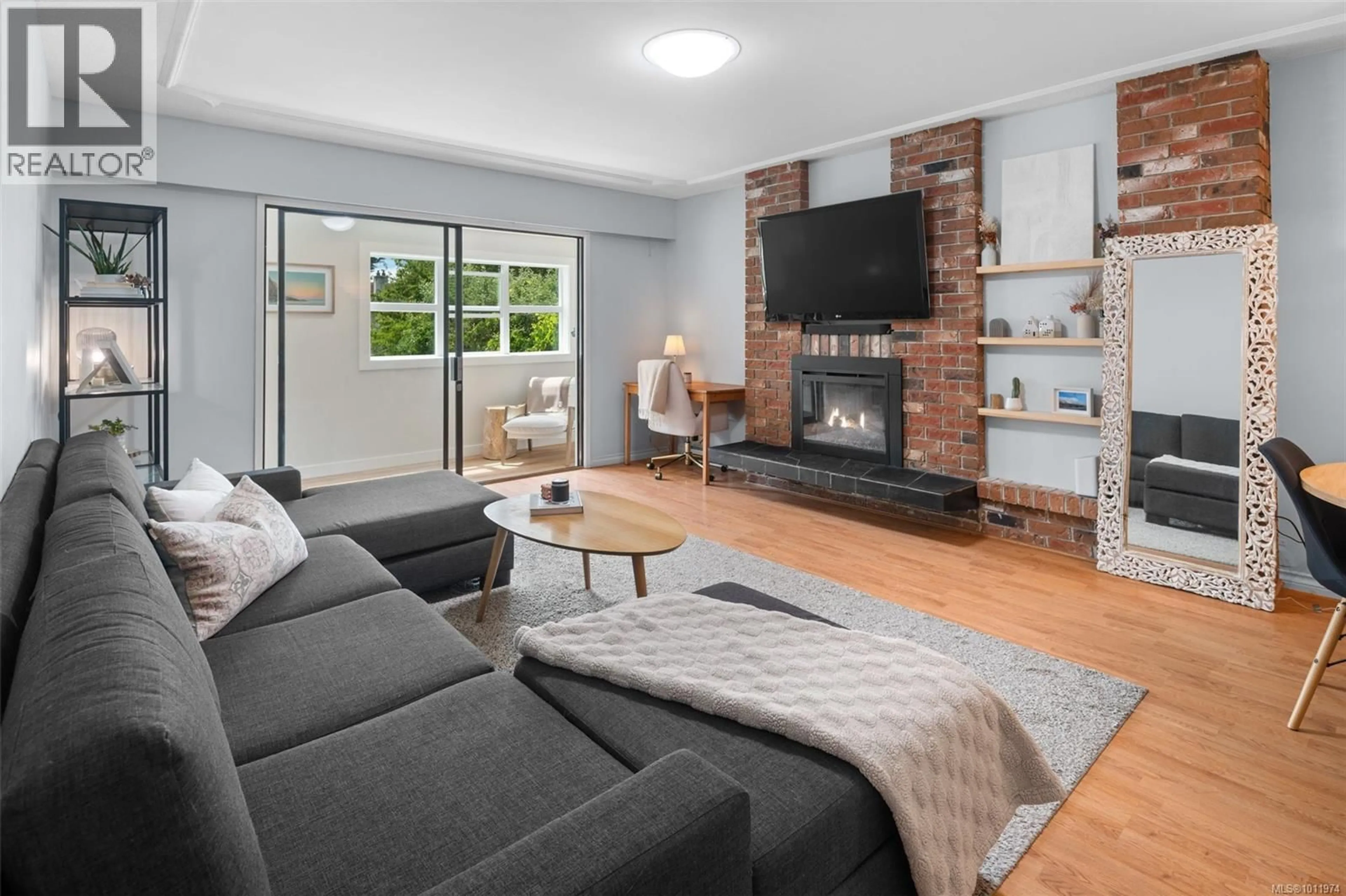 Living room with furniture, unknown for 203 - 3244 SEATON STREET, Saanich British Columbia V8Z3V7