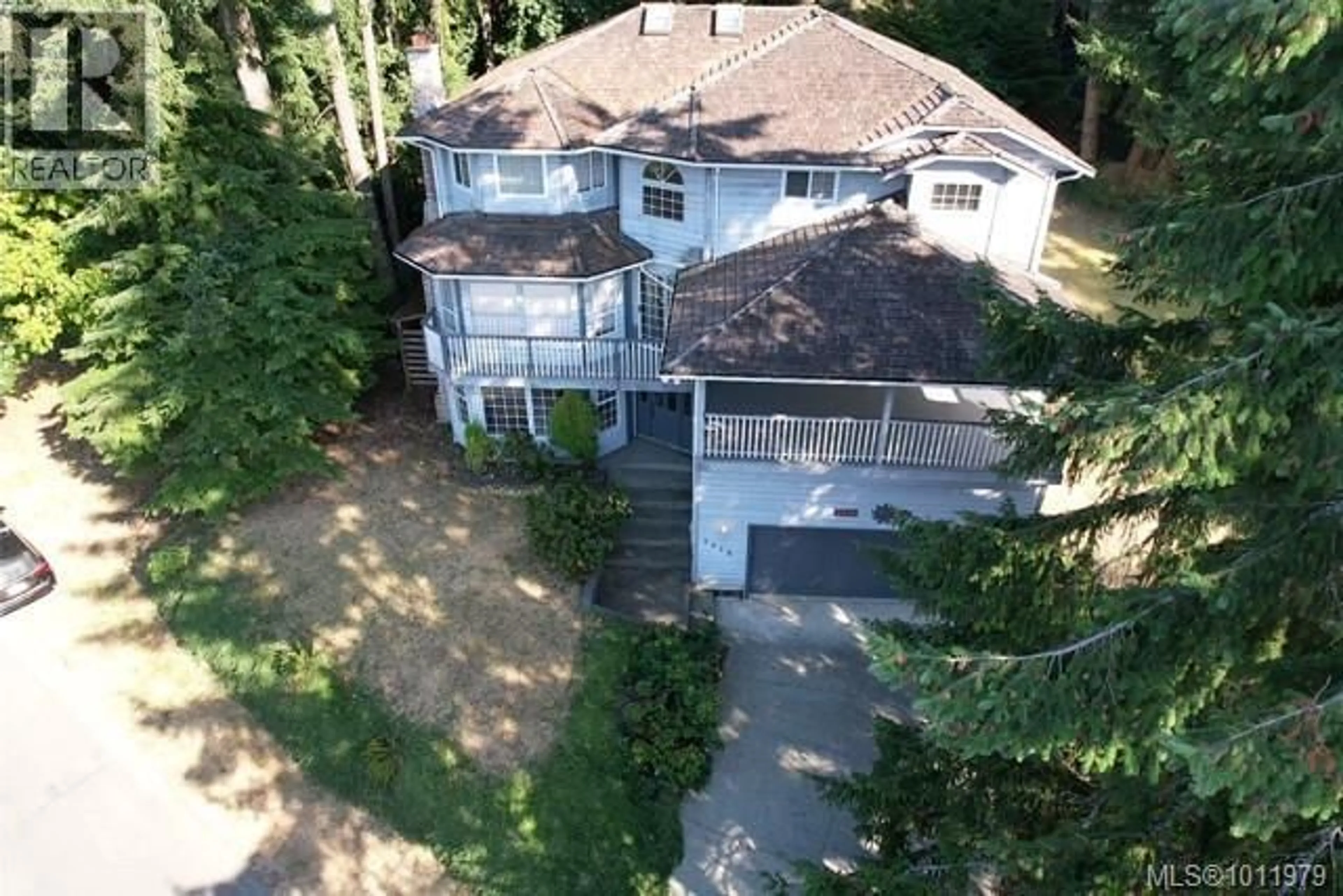 A pic from outside/outdoor area/front of a property/back of a property/a pic from drone, unknown for 1376 ALGONKIN ROAD, Duncan British Columbia V9L5N9