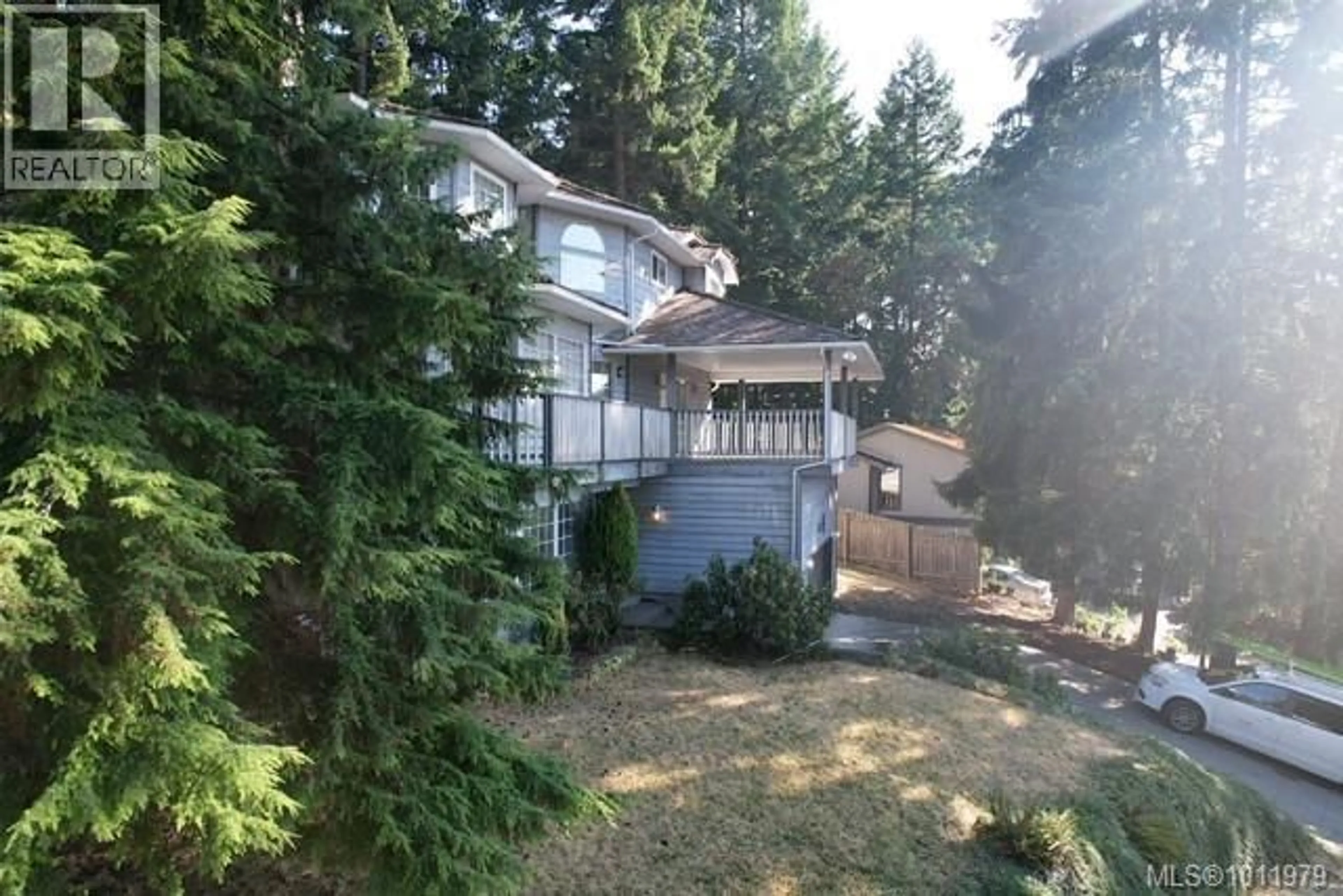 A pic from outside/outdoor area/front of a property/back of a property/a pic from drone, unknown for 1376 ALGONKIN ROAD, Duncan British Columbia V9L5N9