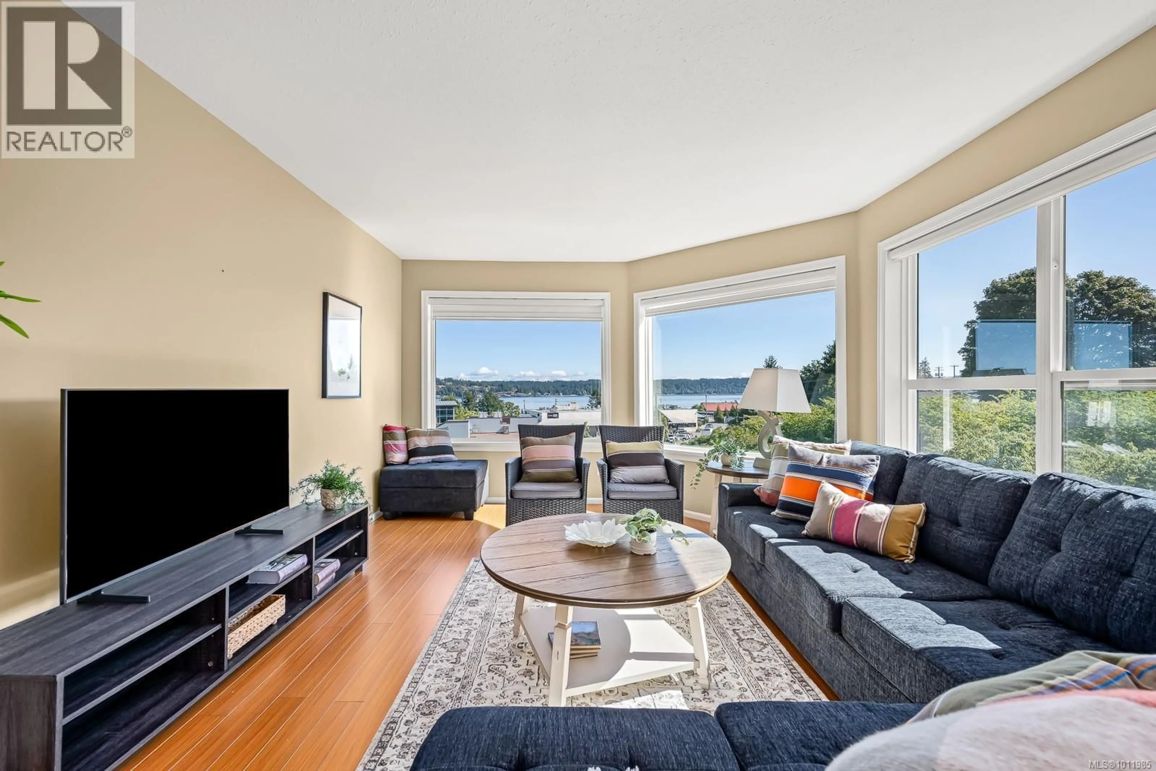 Living room with furniture, unknown for 311 - 300 ST. ANN'S ROAD, Campbell River British Columbia V9W4C6