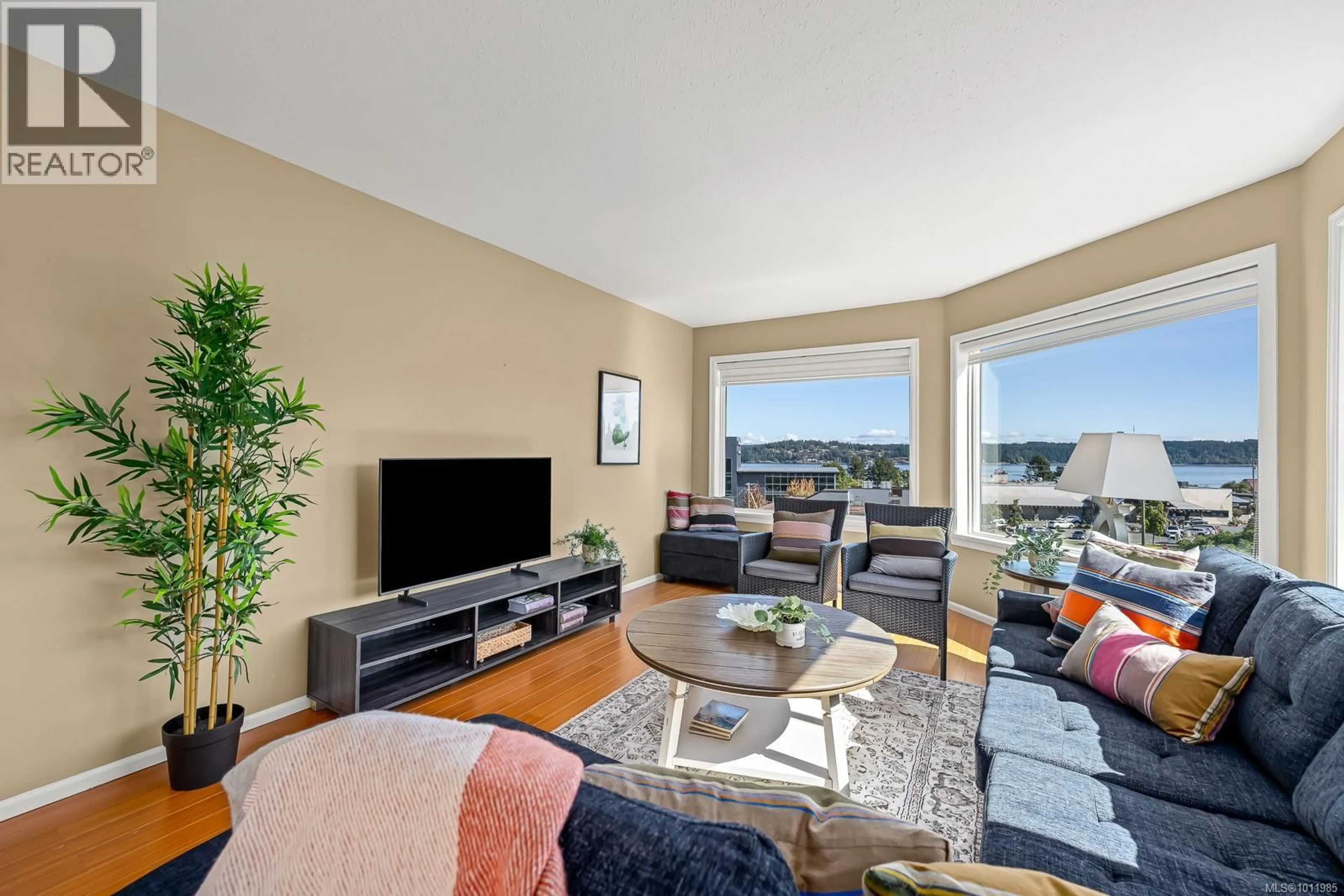 Living room with furniture, unknown for 311 - 300 ST. ANN'S ROAD, Campbell River British Columbia V9W4C6