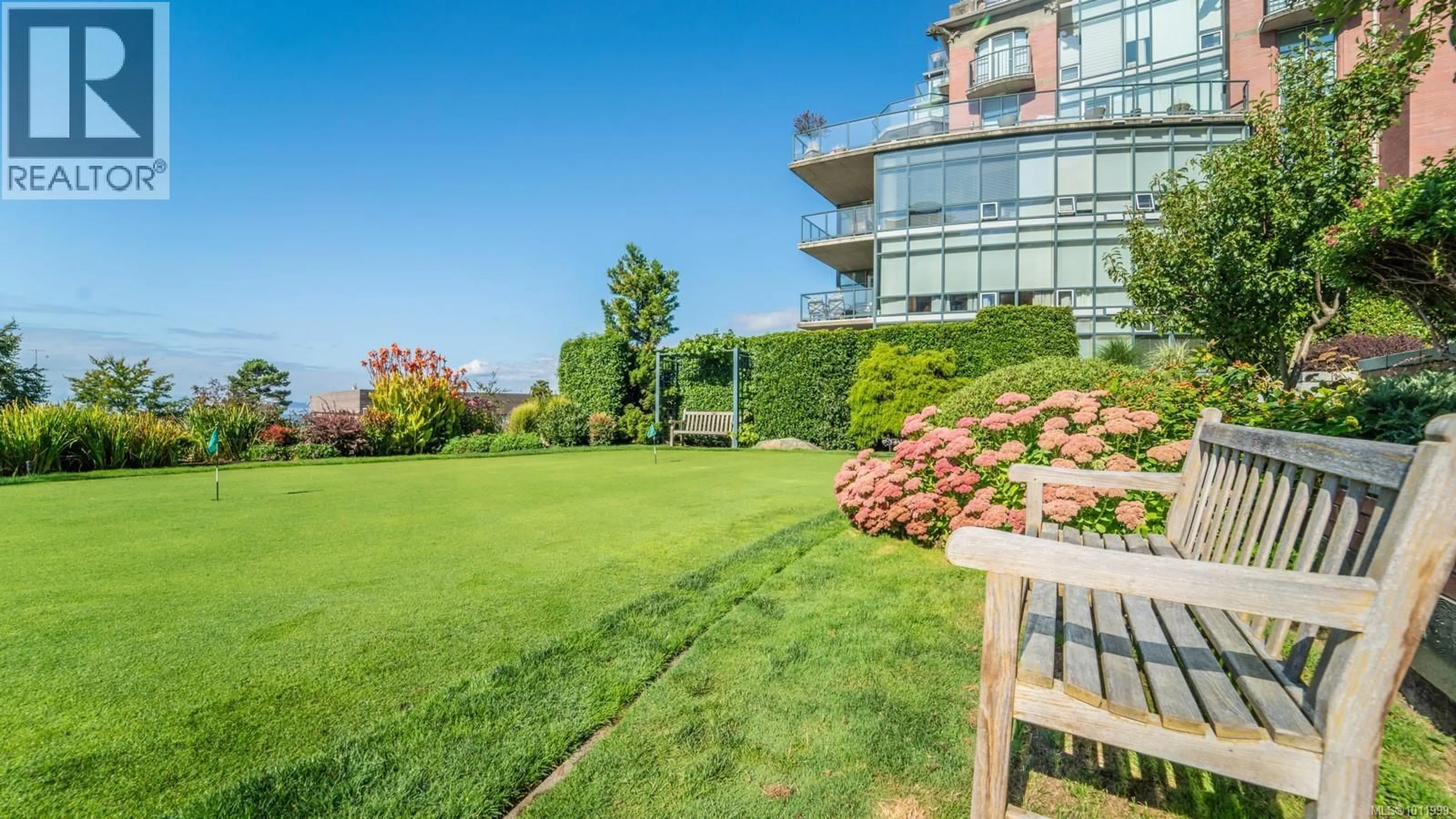 Patio, water/lake/river/ocean view for 231 - 21 DALLAS ROAD, Victoria British Columbia V8V4Z9