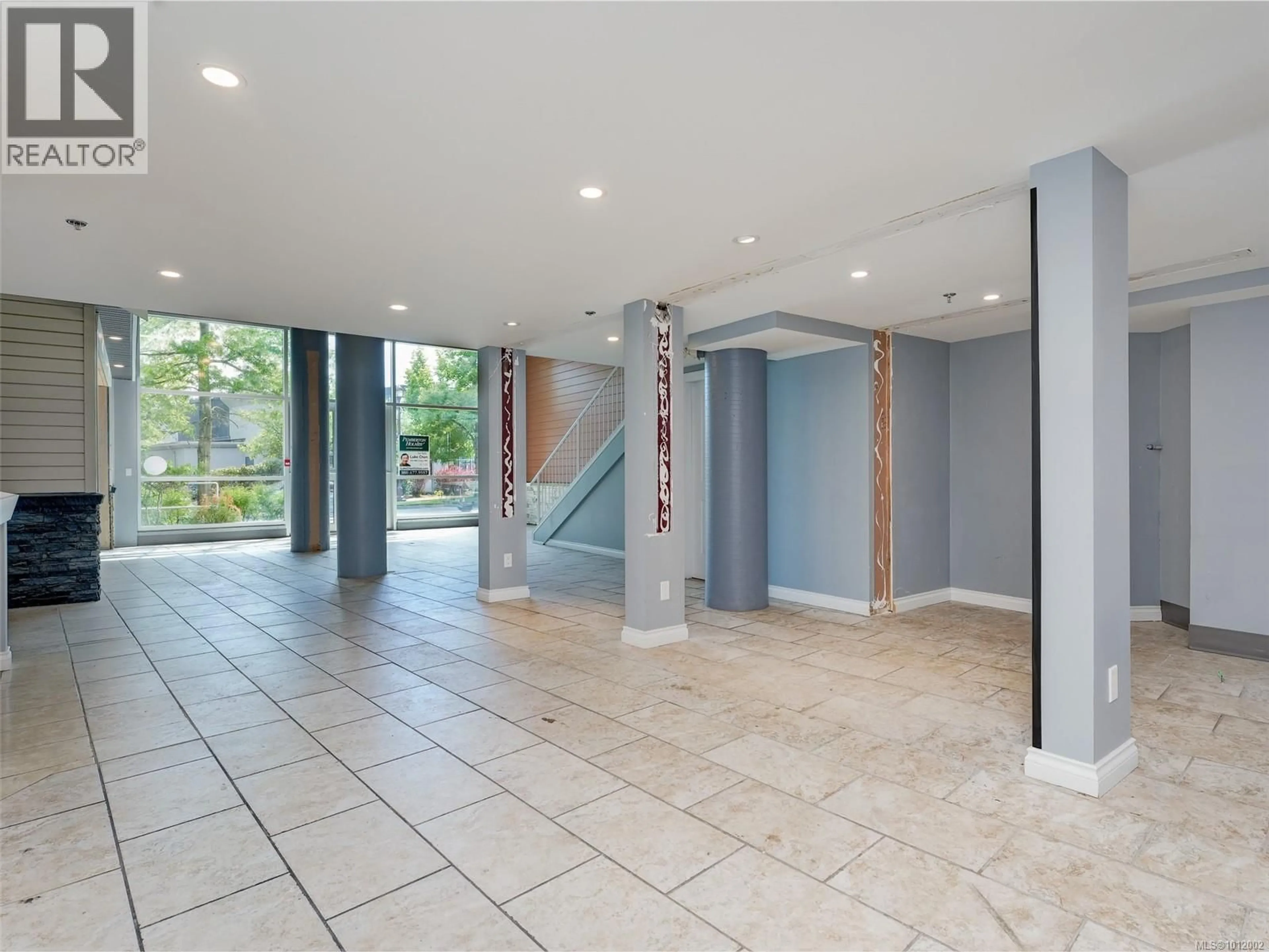 Indoor foyer for 149 - 2745 VETERANS MEMORIAL PARKWAY, Langford British Columbia V9B0H4
