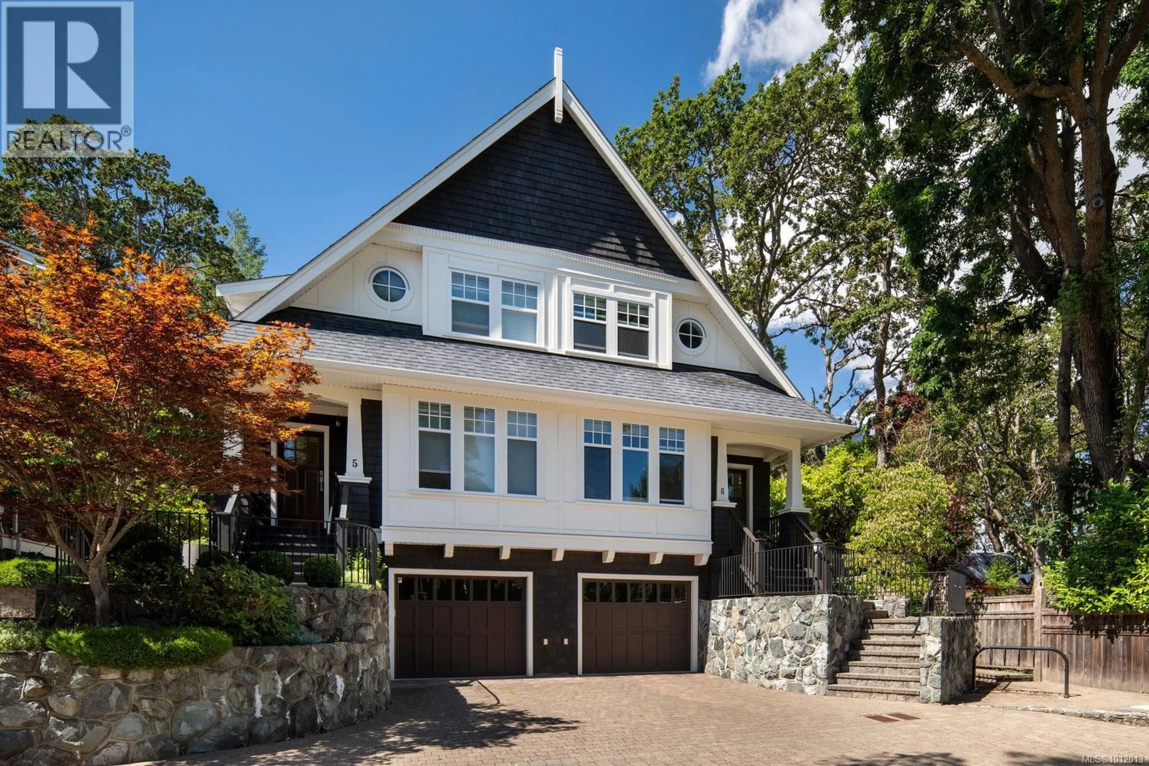 Home with brick exterior material, street for 6 - 1770 ROCKLAND AVENUE, Victoria British Columbia V8S1X2