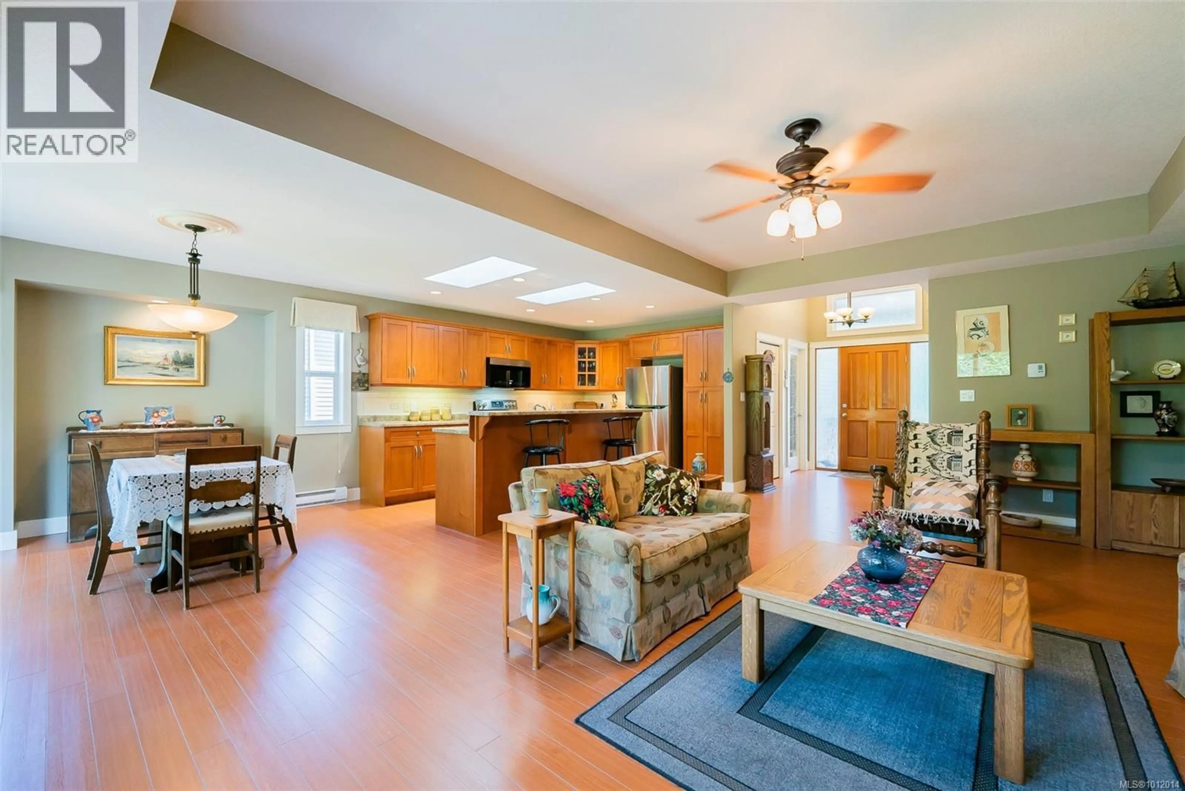 Open concept kitchen, unknown for 2324 DODDS ROAD, Nanaimo British Columbia V9X1Y3