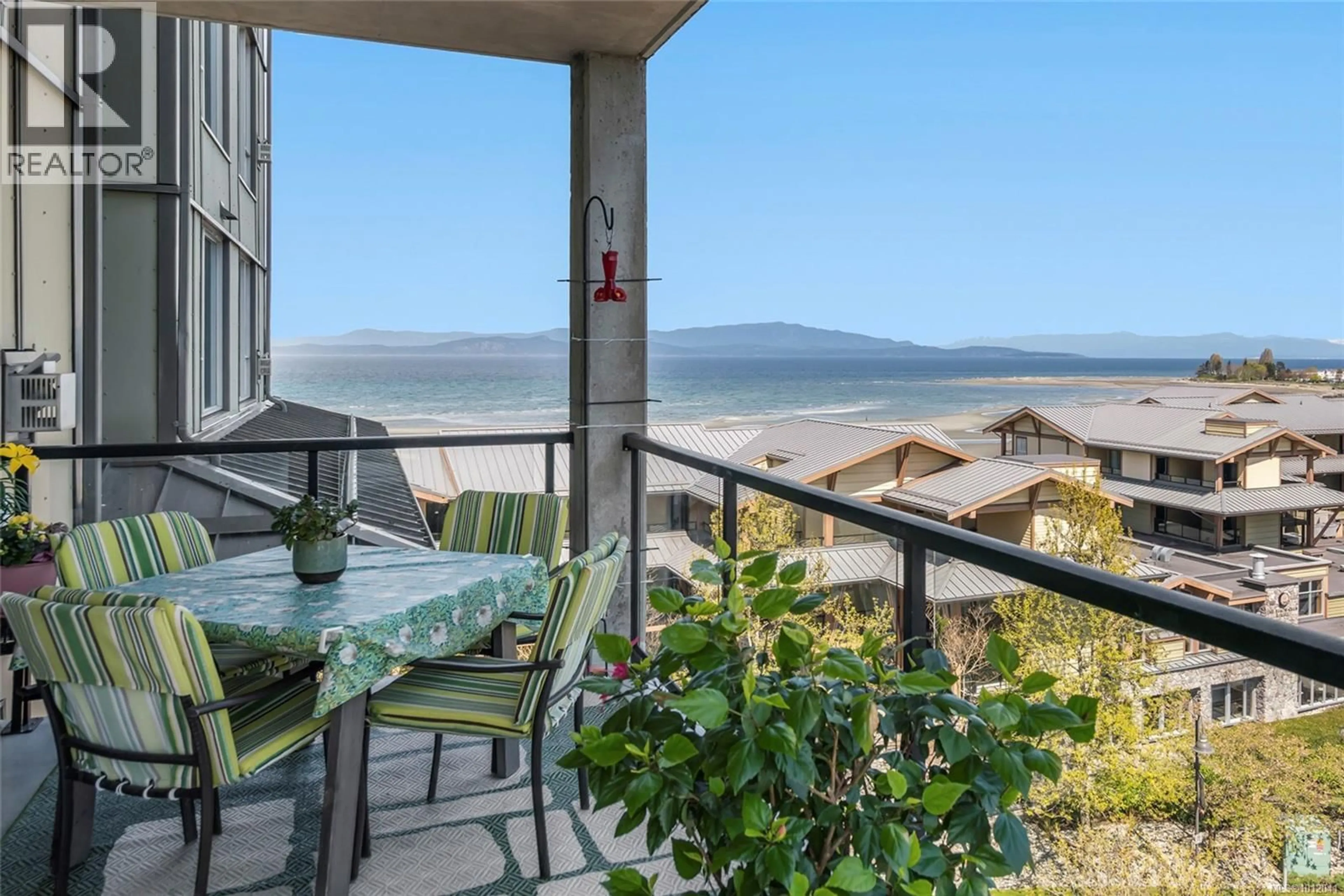 Balcony in the apartment, water/lake/river/ocean view for 604 - 194 BEACHSIDE DRIVE, Parksville British Columbia V9P0B1