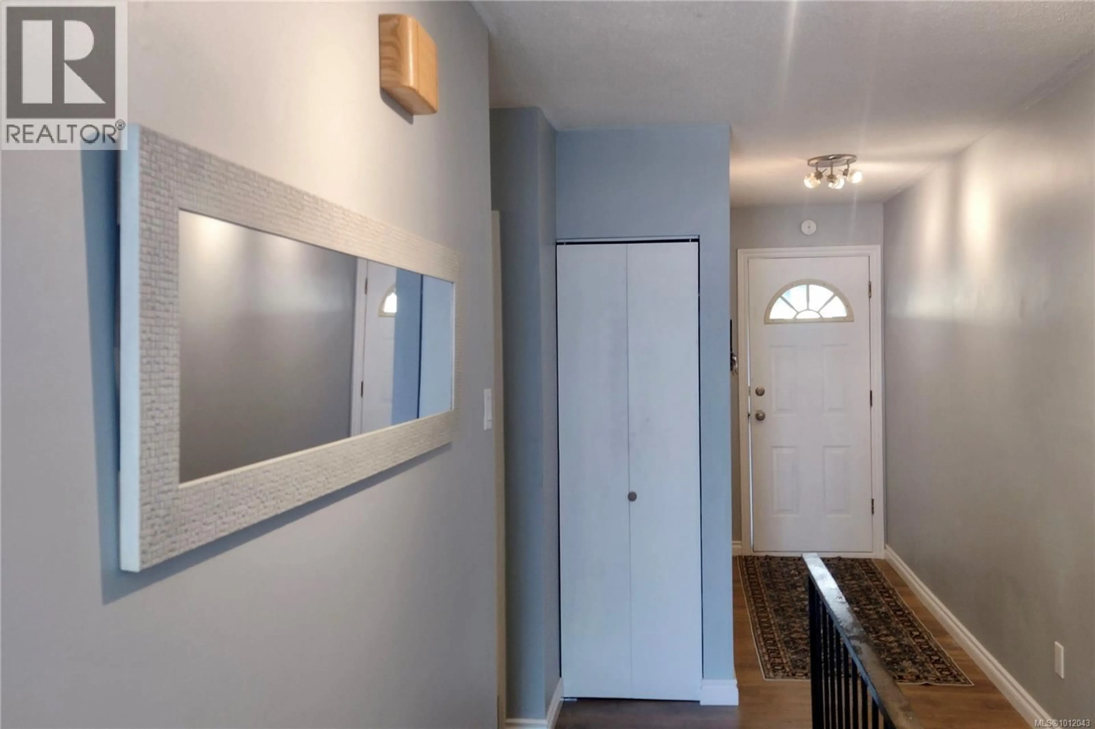 Indoor entryway for 38 CLARK DRIVE, Port Alice British Columbia V0N2N0