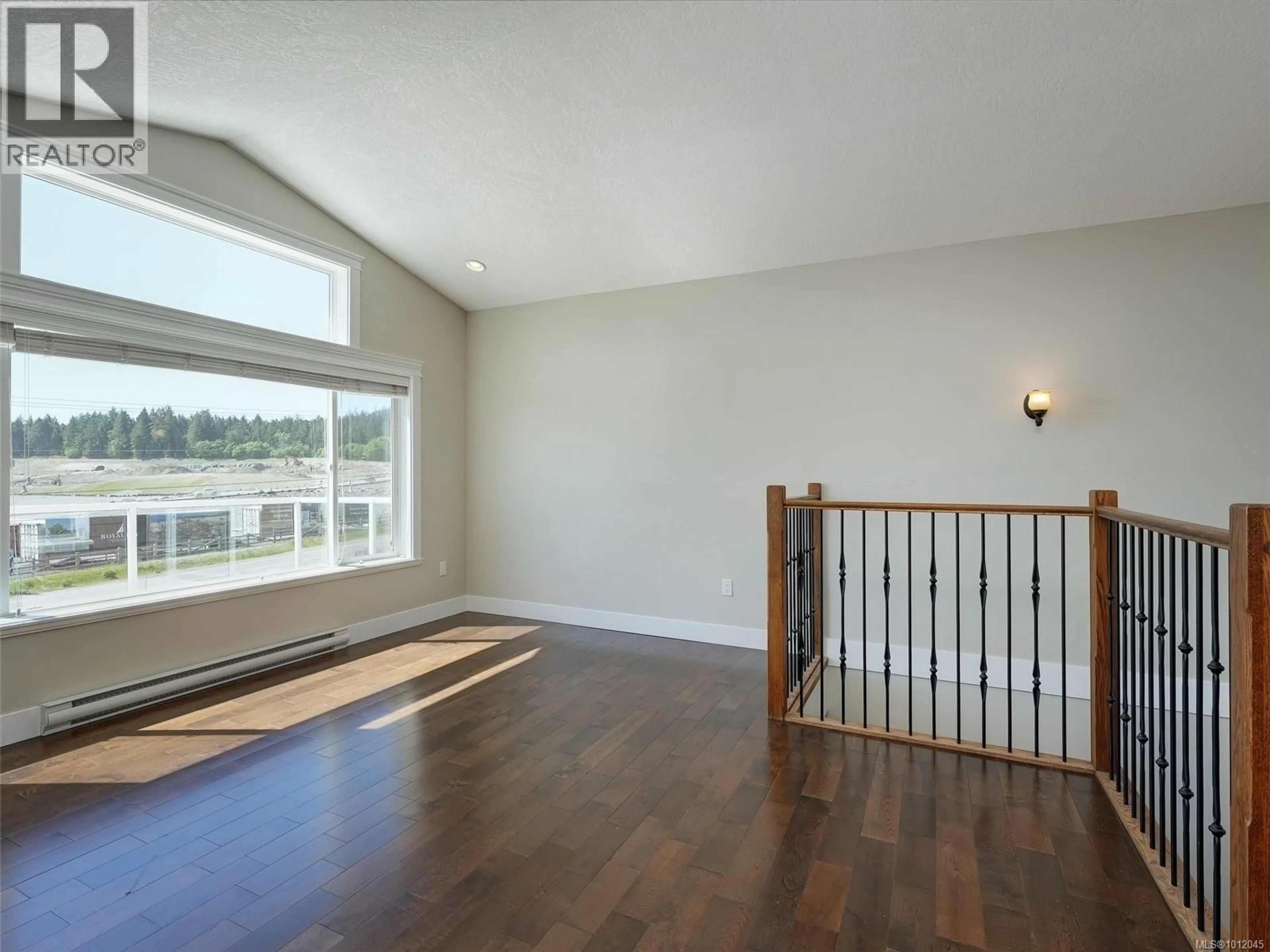 Unknown for 402 LATORIA ROAD, Colwood British Columbia V9C4K7