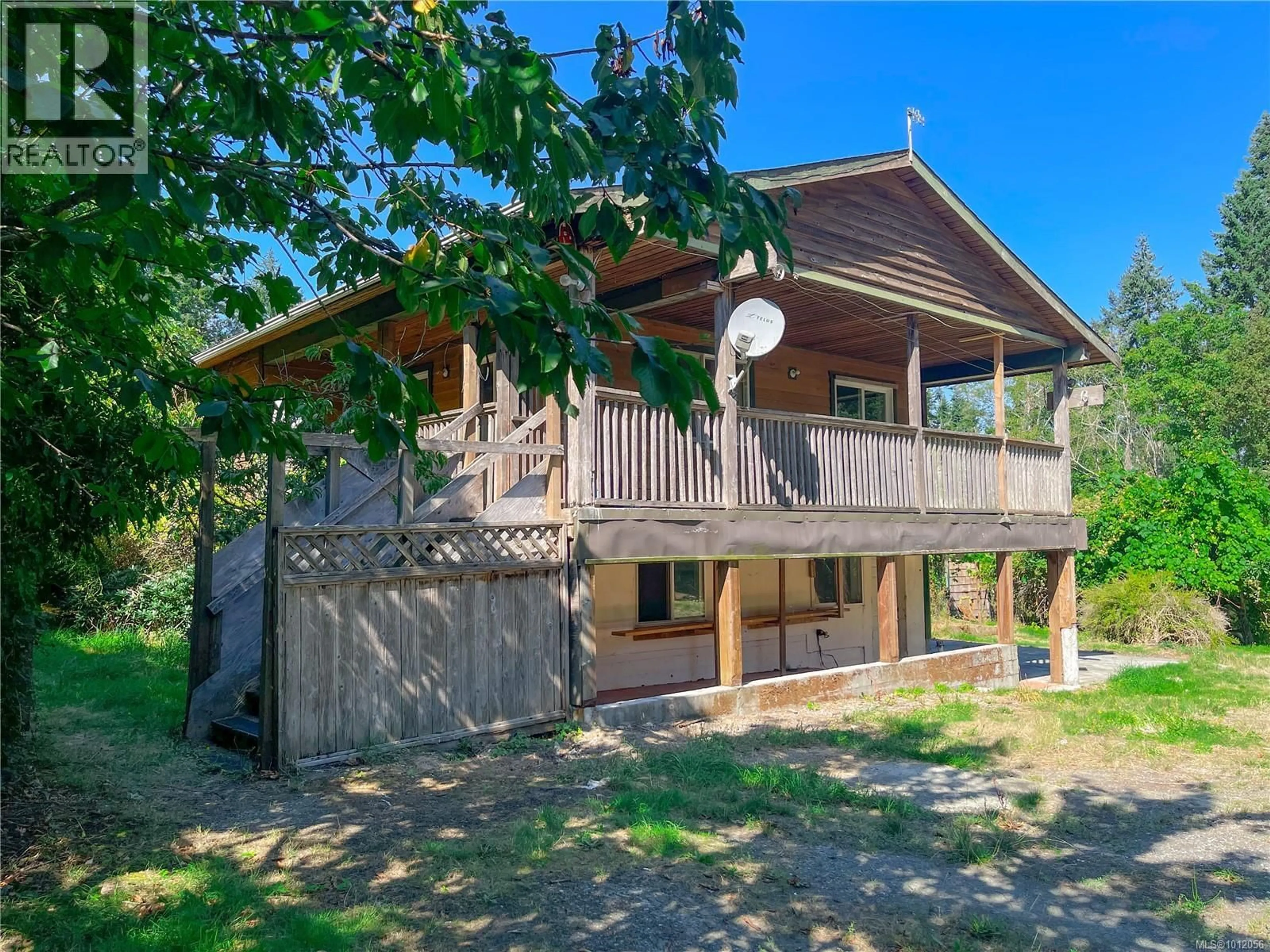 A pic from outside/outdoor area/front of a property/back of a property/a pic from drone, unknown for 1670 PEQUOD CRESCENT, Gabriola Island British Columbia V0R1X5