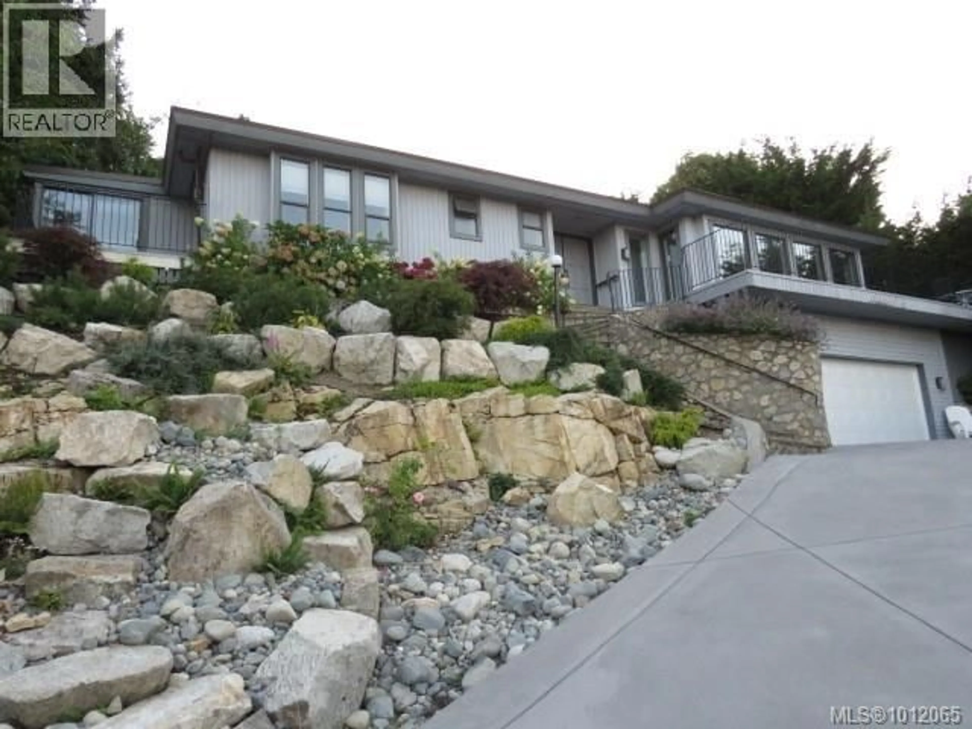 Unknown for 8870 FOREST PARK DRIVE, North Saanich British Columbia V8L4E9