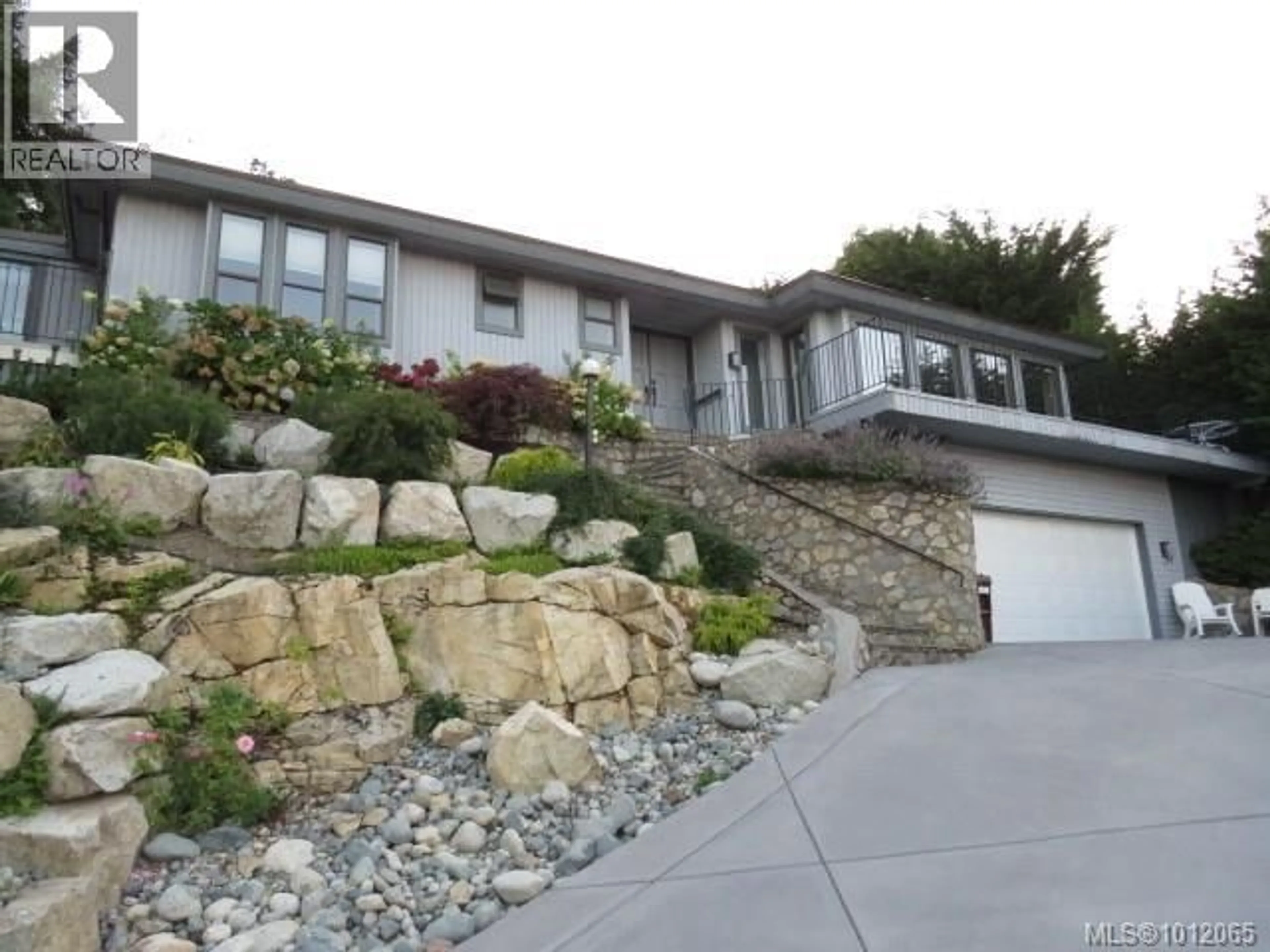 Unknown for 8870 FOREST PARK DRIVE, North Saanich British Columbia V8L4E9