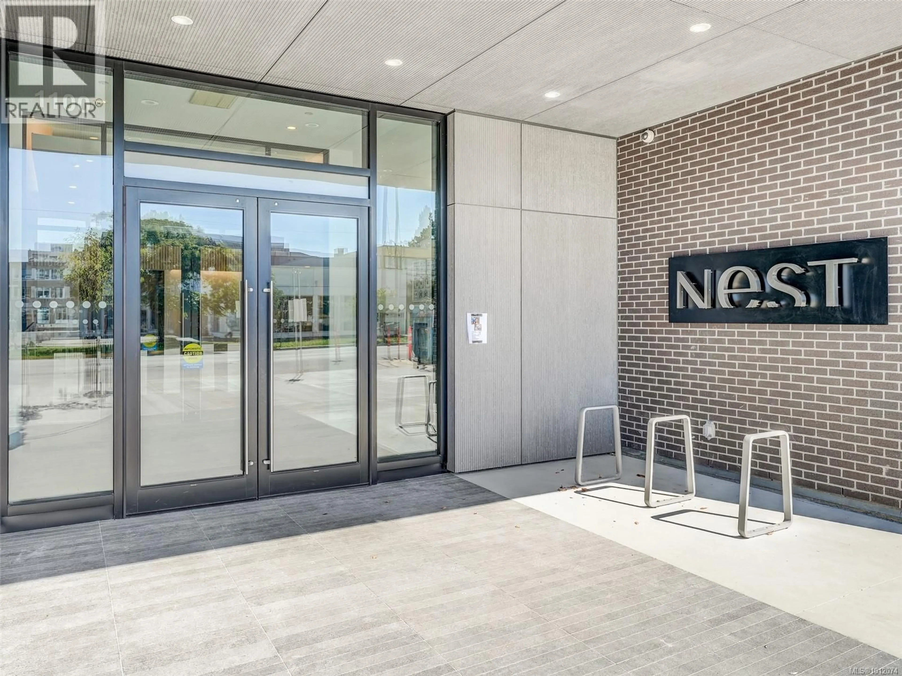 Indoor foyer for 908 - 1100 YATES STREET, Victoria British Columbia V8V0H5