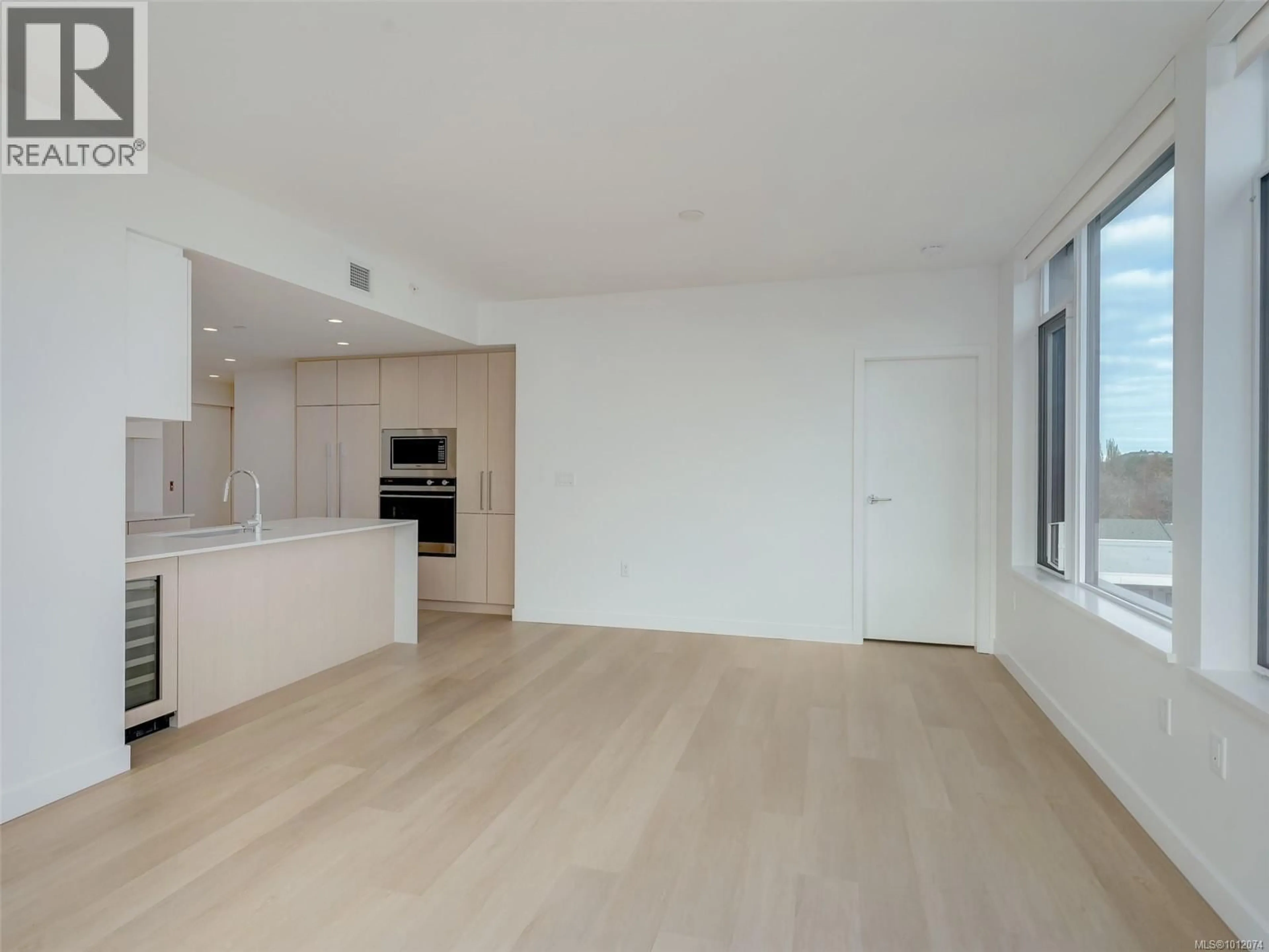 A pic of a room for 908 - 1100 YATES STREET, Victoria British Columbia V8V0H5