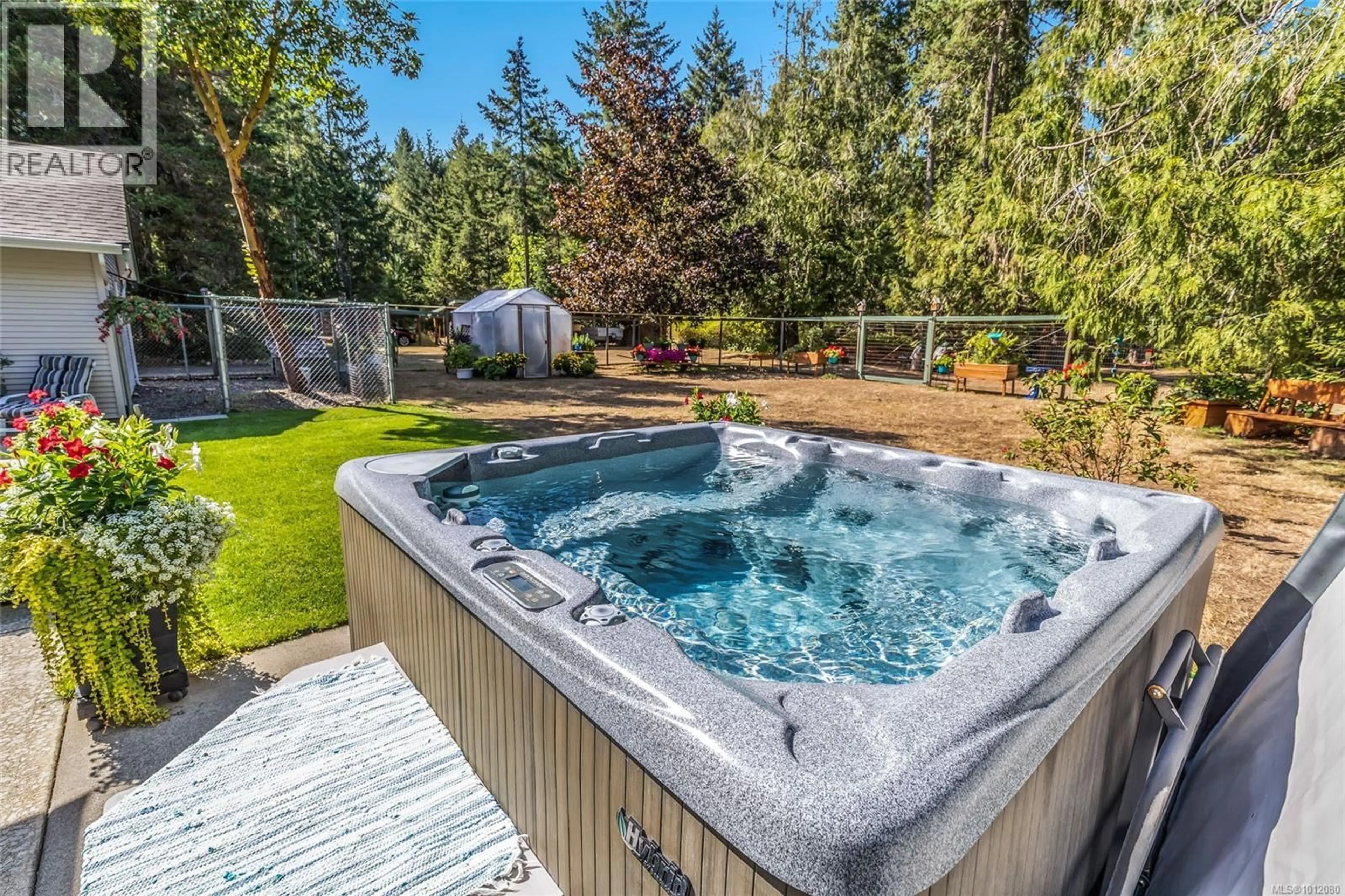Pool for 1569 BENZON CRESCENT, Errington British Columbia V0R1V0