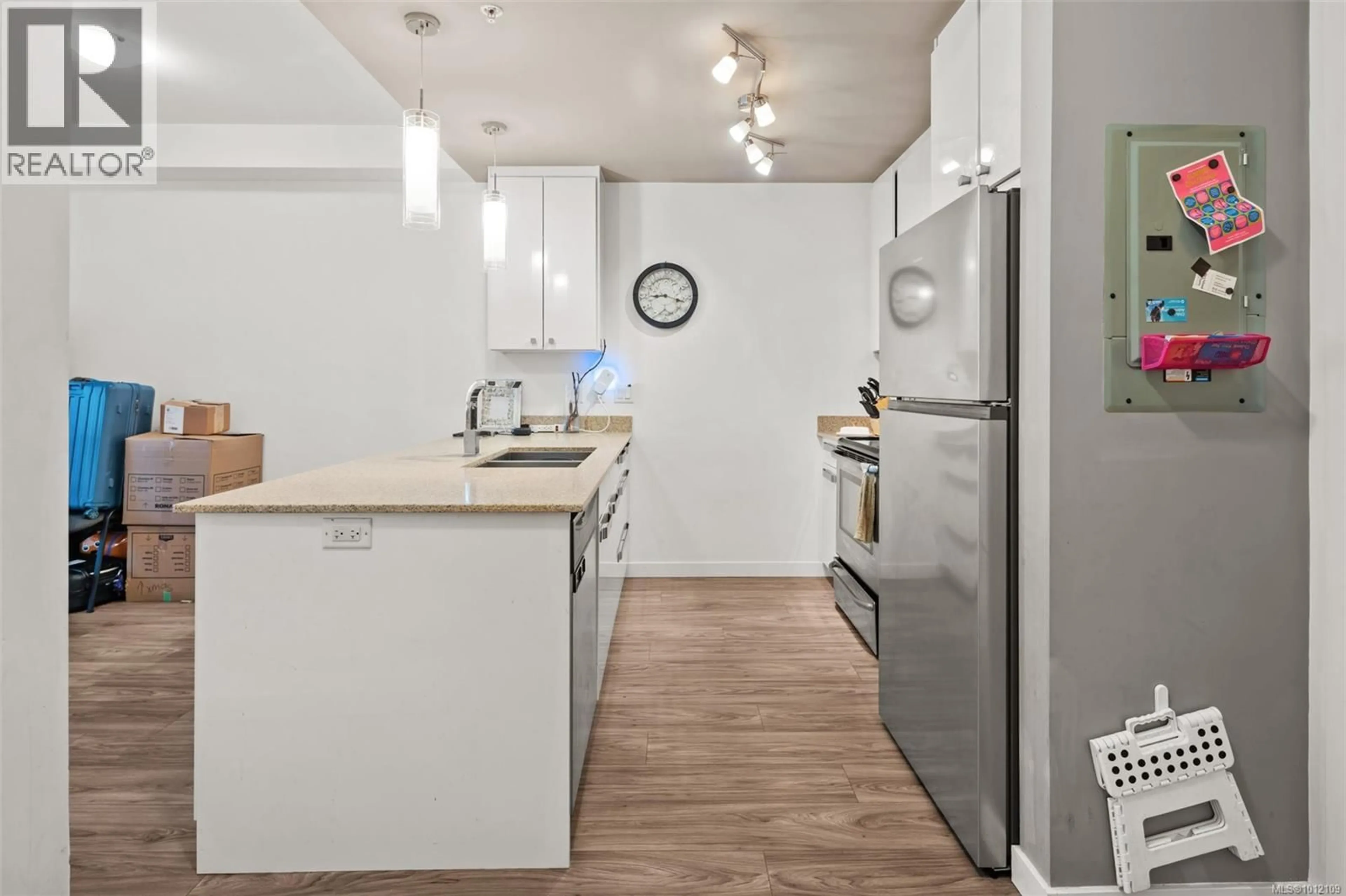 Standard kitchen, unknown for 208 - 2871 JACKLIN ROAD, Langford British Columbia V9B0P3