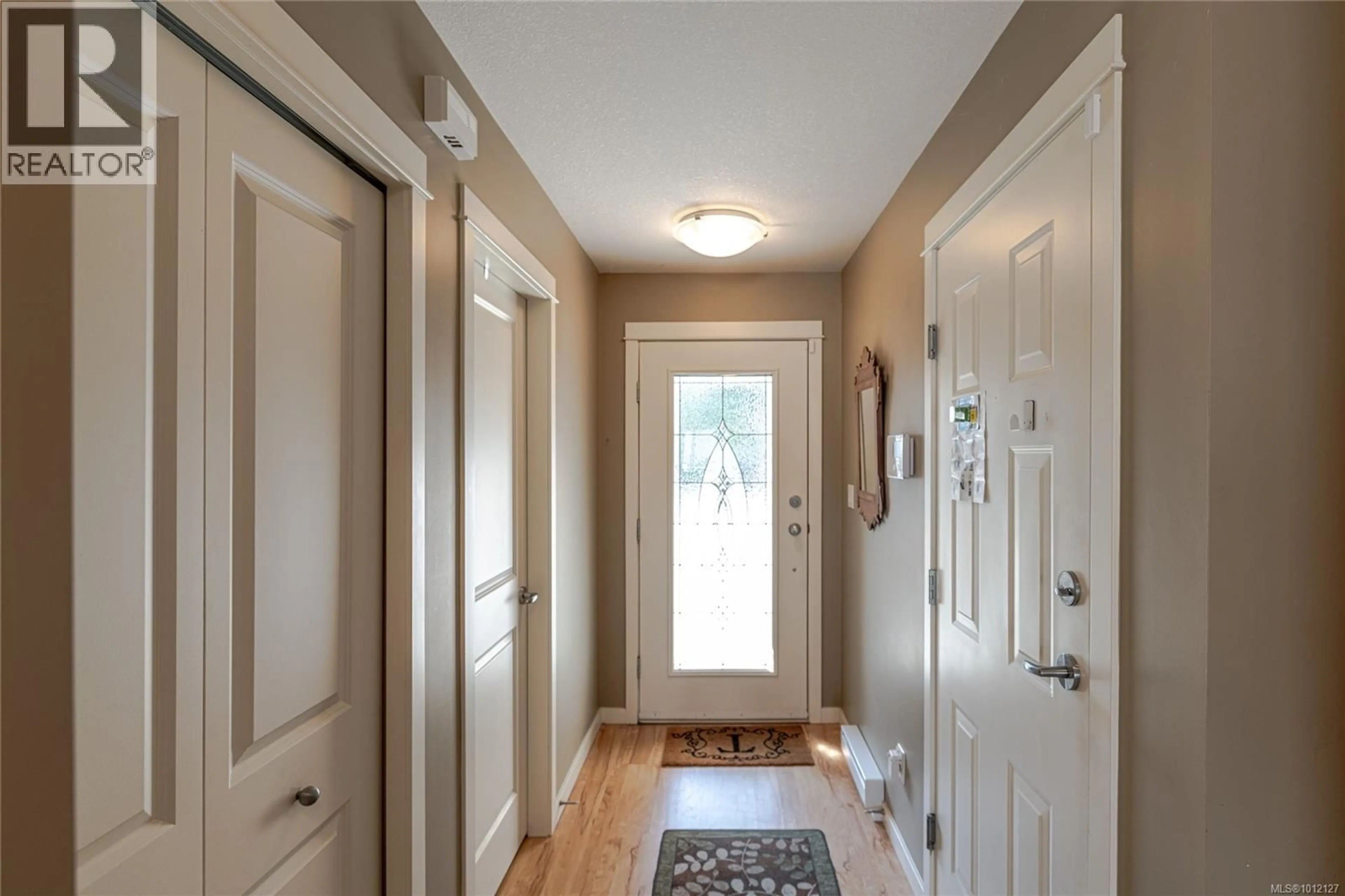 Indoor entryway for 3281 RENITA RIDGE ROAD, Duncan British Columbia V9L5J6
