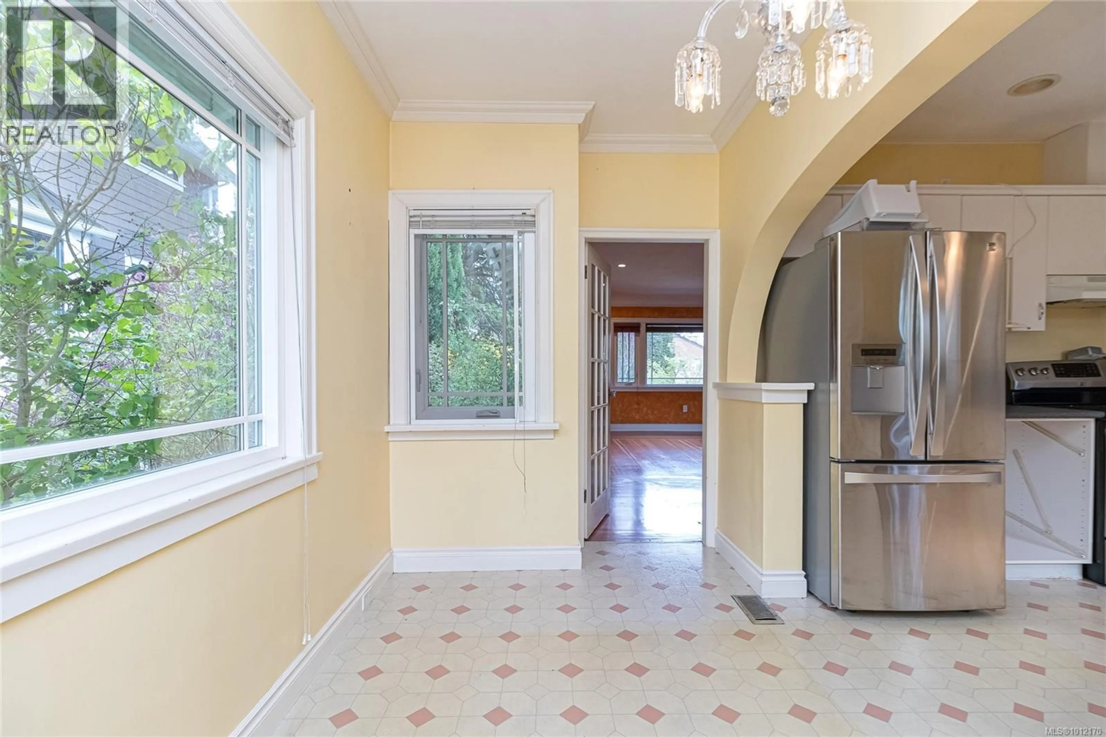 Unknown for 2719 RICHMOND ROAD, Saanich British Columbia V8R4T2