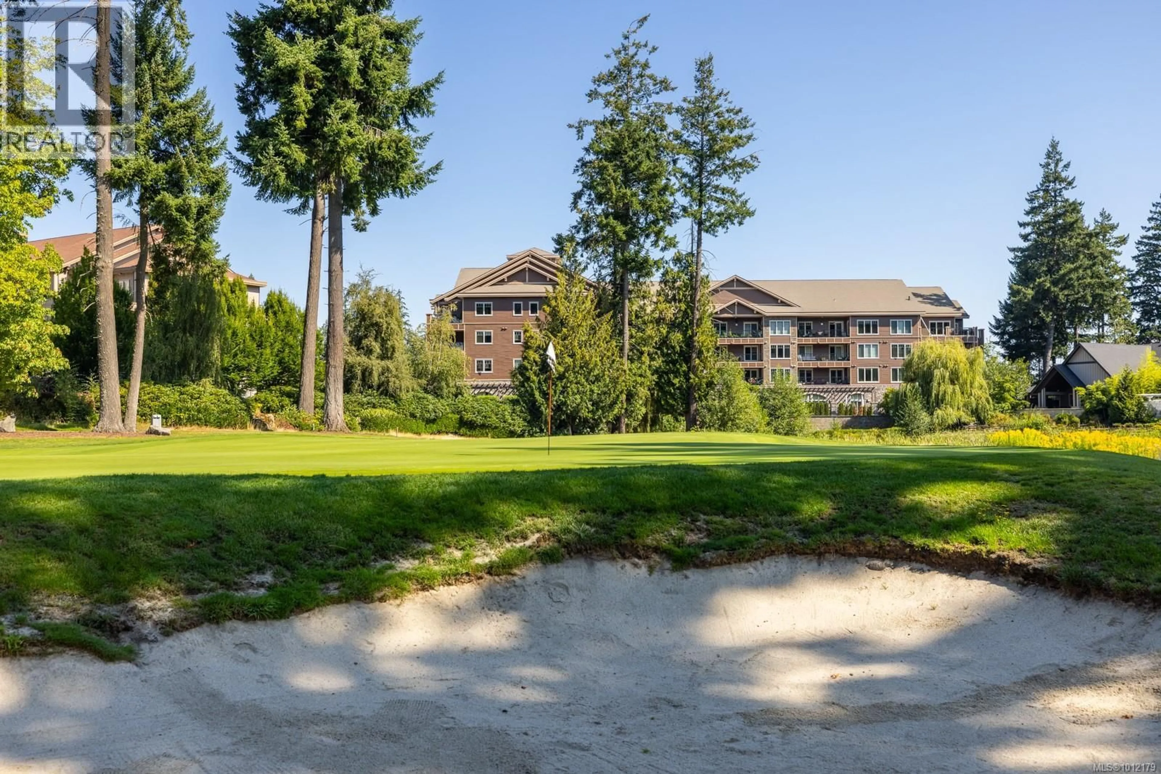 Patio, unknown for 404 - 1325 BEAR MOUNTAIN PARKWAY, Langford British Columbia V9B6T8