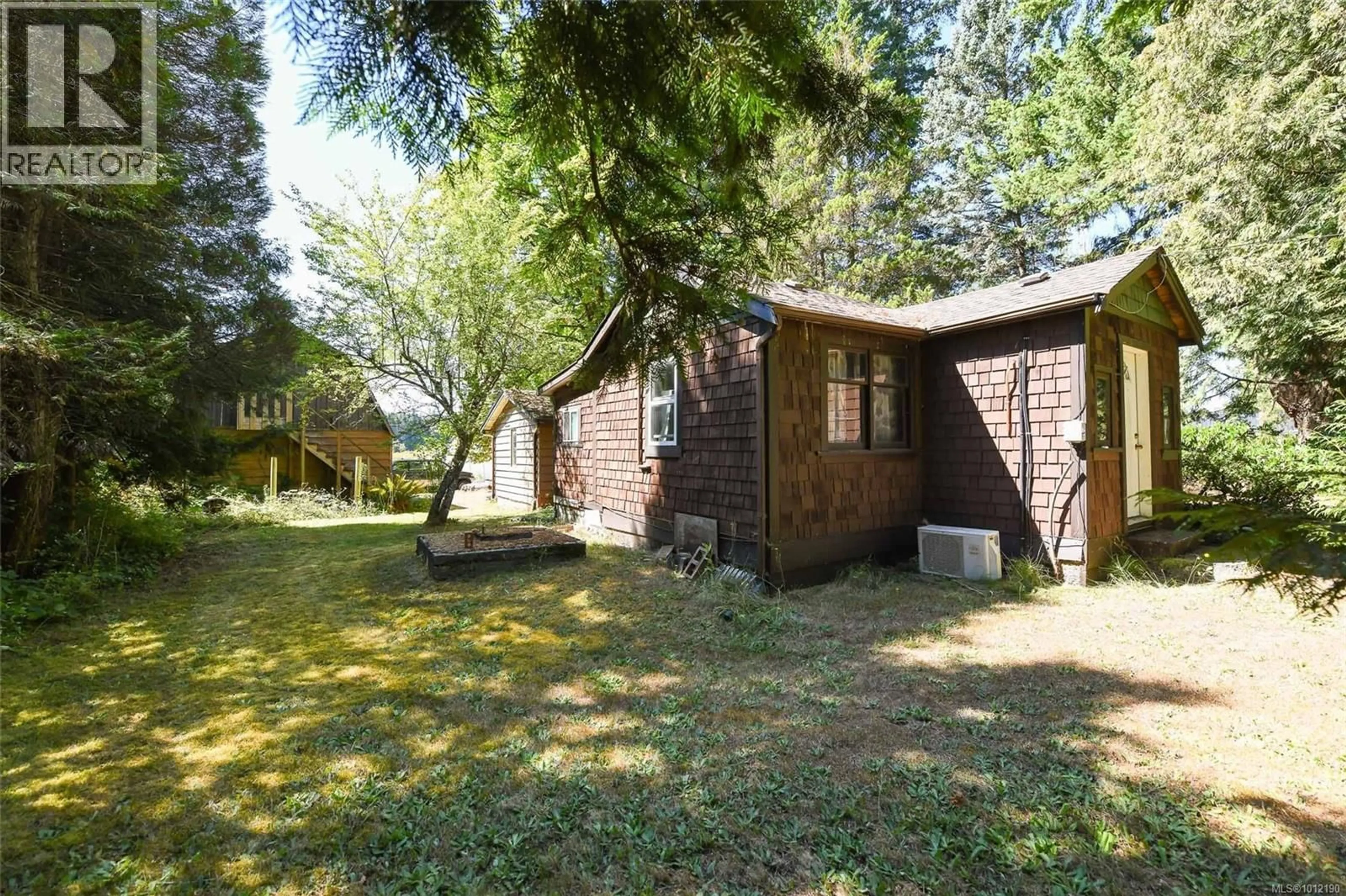 Unknown for 5835 ISLAND HIGHWAY NORTH, Courtenay British Columbia V9J1T3
