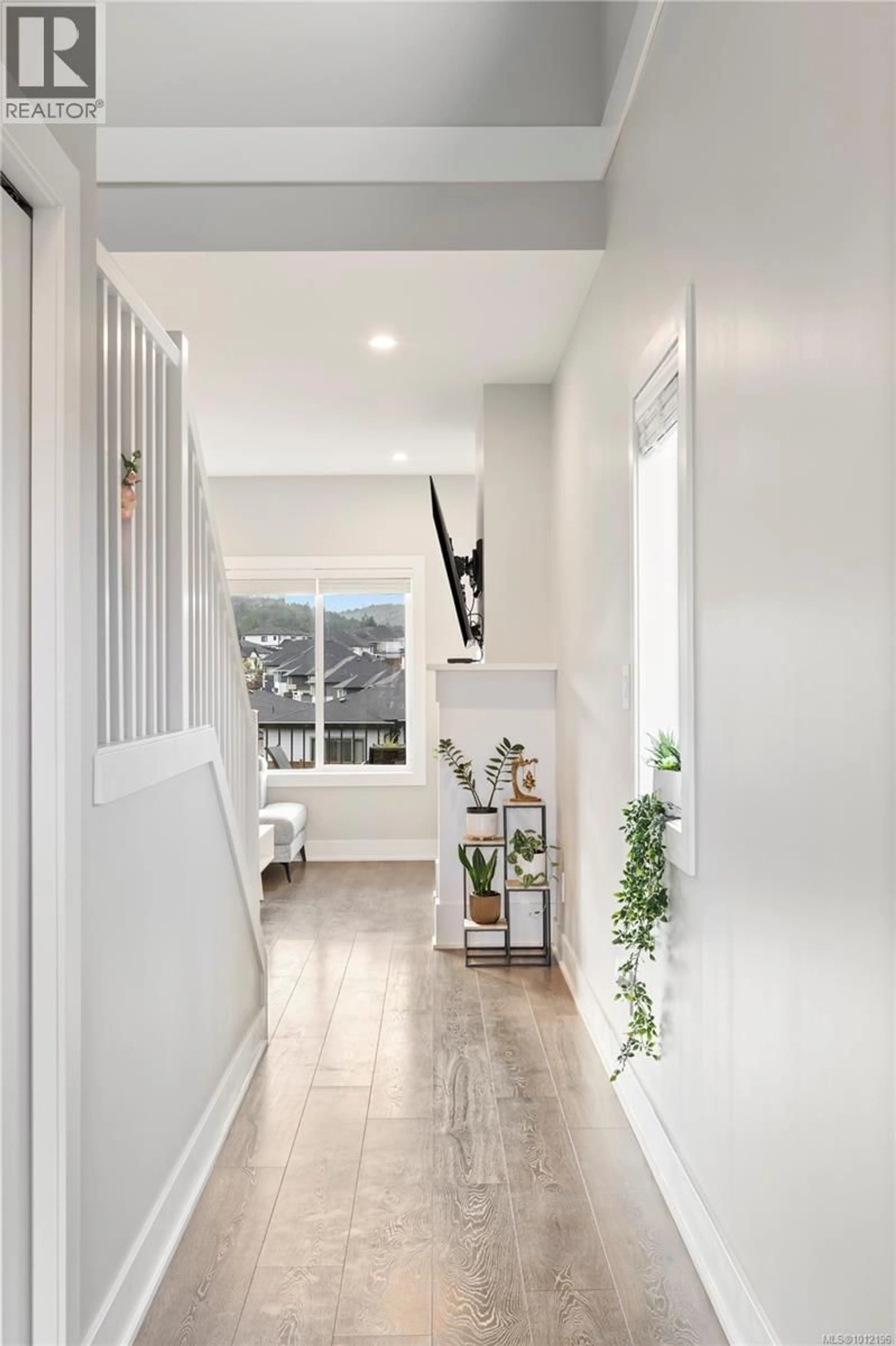 Indoor entryway for 2768 CELESTIAL COURT, Langford British Columbia V9B3R6