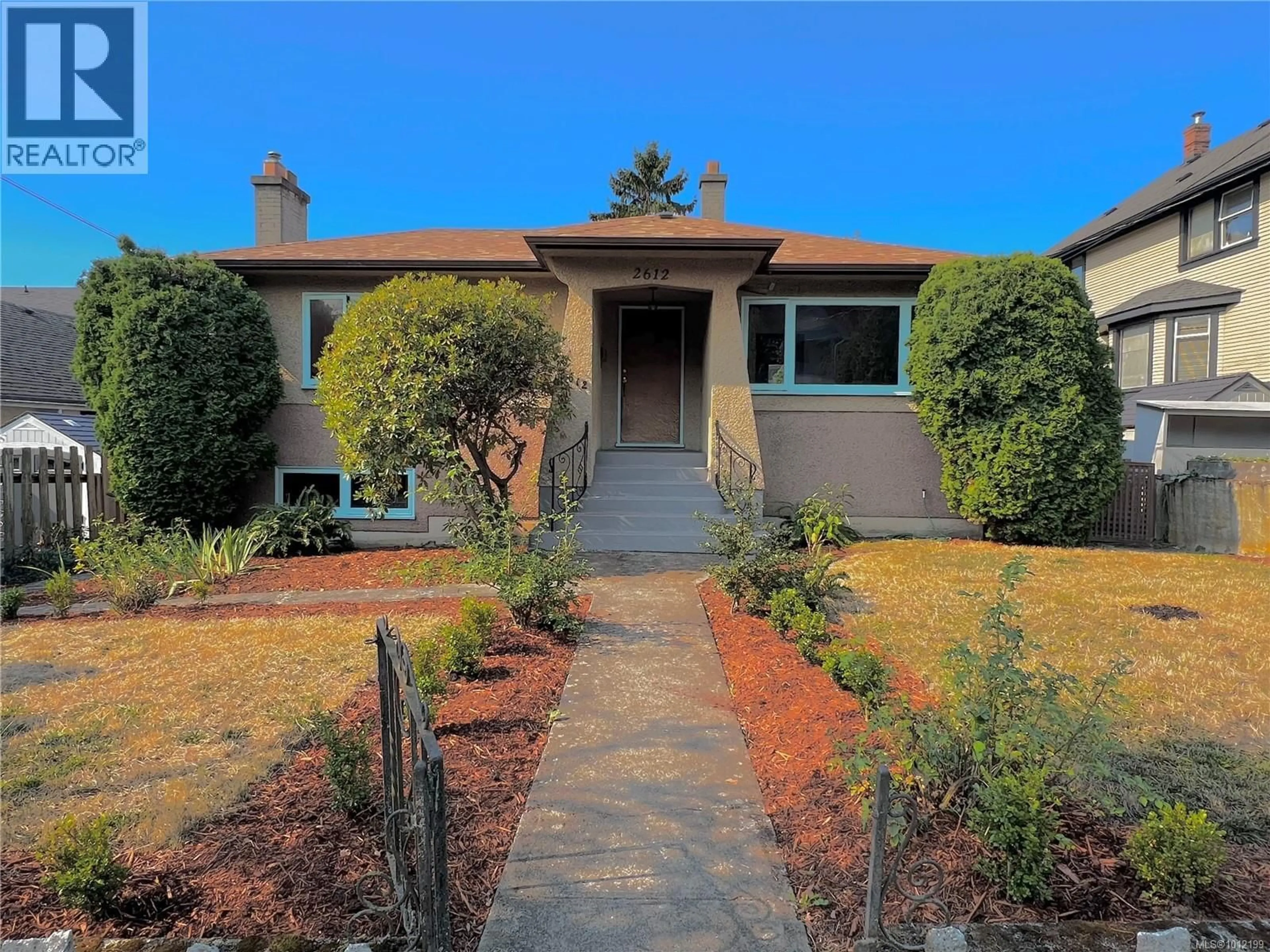 Unknown for 2612 BLACKWOOD STREET, Victoria British Columbia V8T3W3