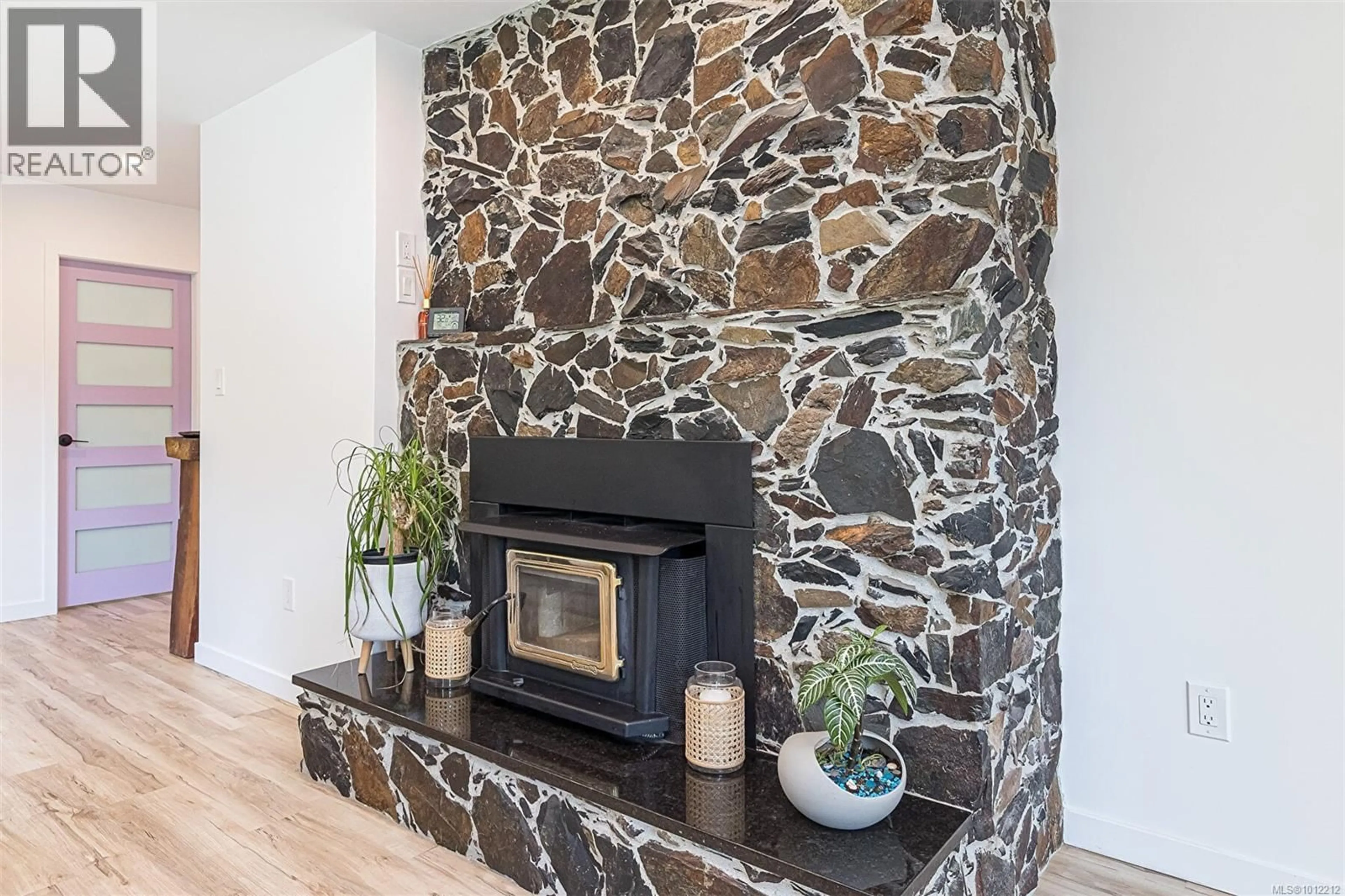 Indoor entryway for 1034 COWERD ROAD, Cobble Hill British Columbia V8H0G9