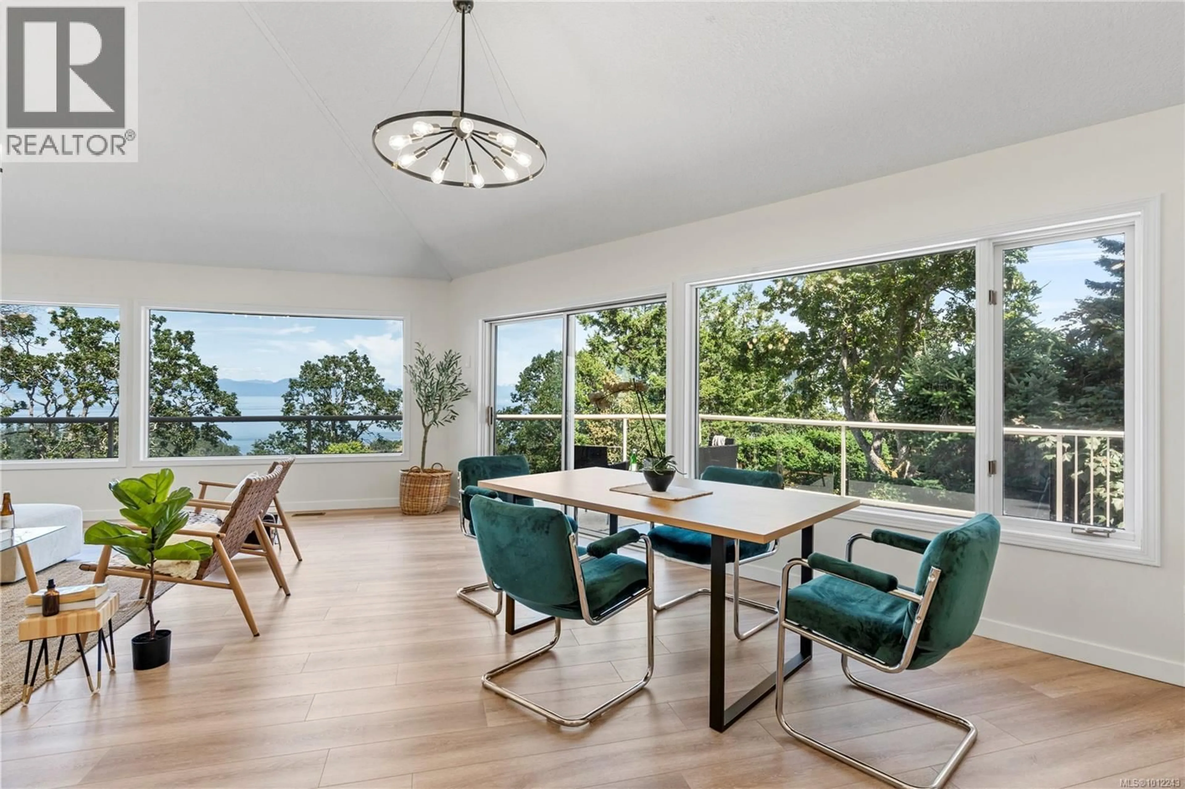 Dining room, unknown for 3640 SUNDOWN DRIVE, Nanaimo British Columbia V9T4H5