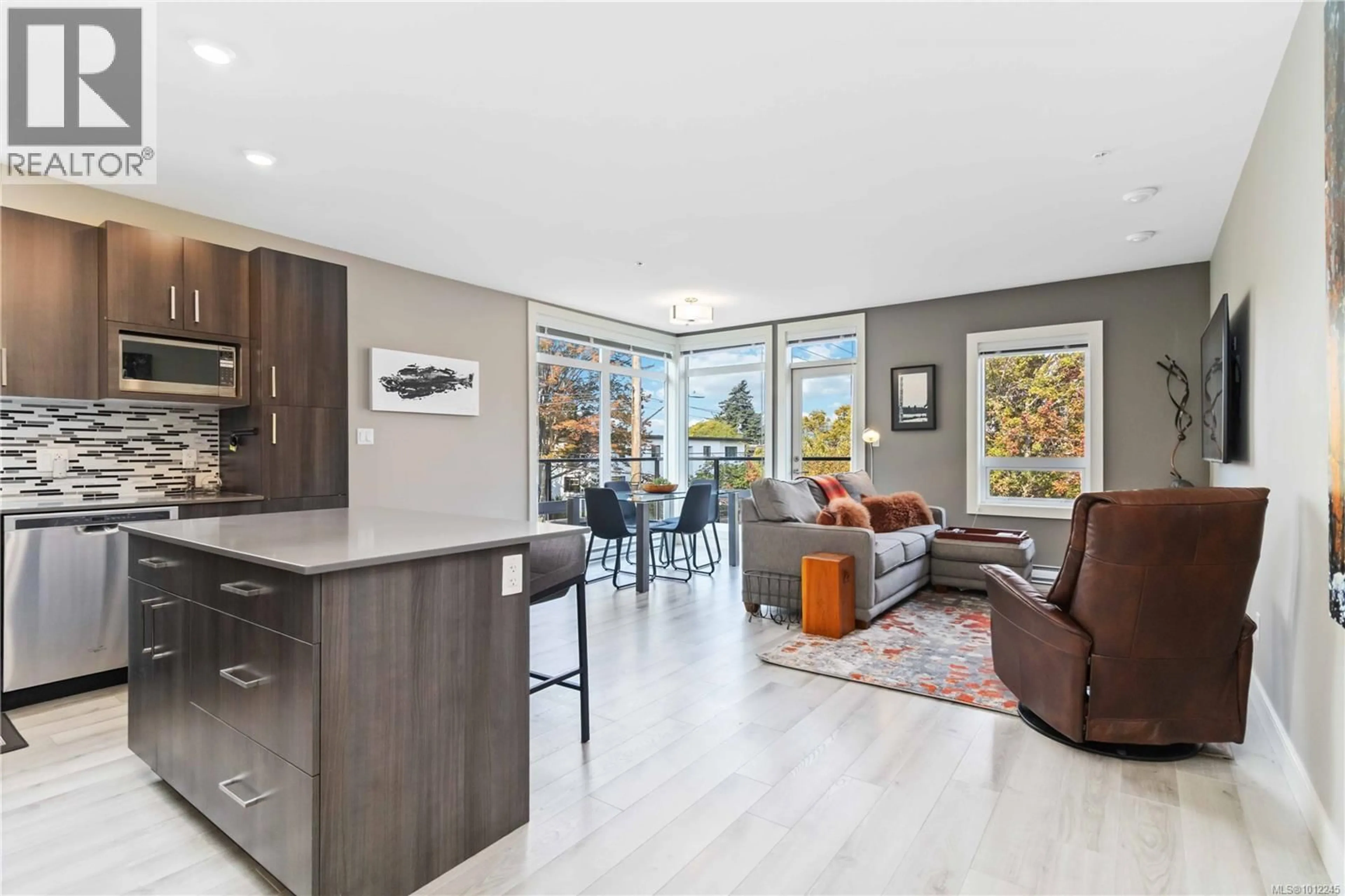 Open concept kitchen, unknown for 301 - 300 MICHIGAN STREET, Victoria British Columbia V8V1R5