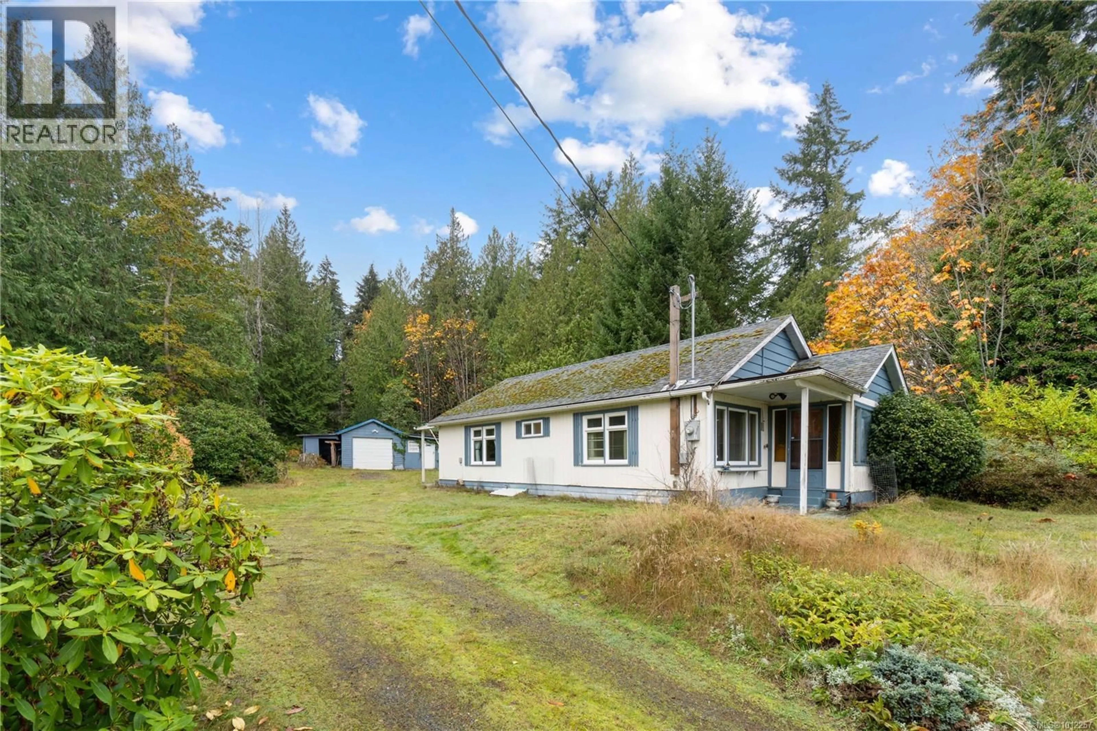 A pic from outside/outdoor area/front of a property/back of a property/a pic from drone, unknown for 6850 ISLAND HIGHWAY WEST, Bowser British Columbia V0R1G0