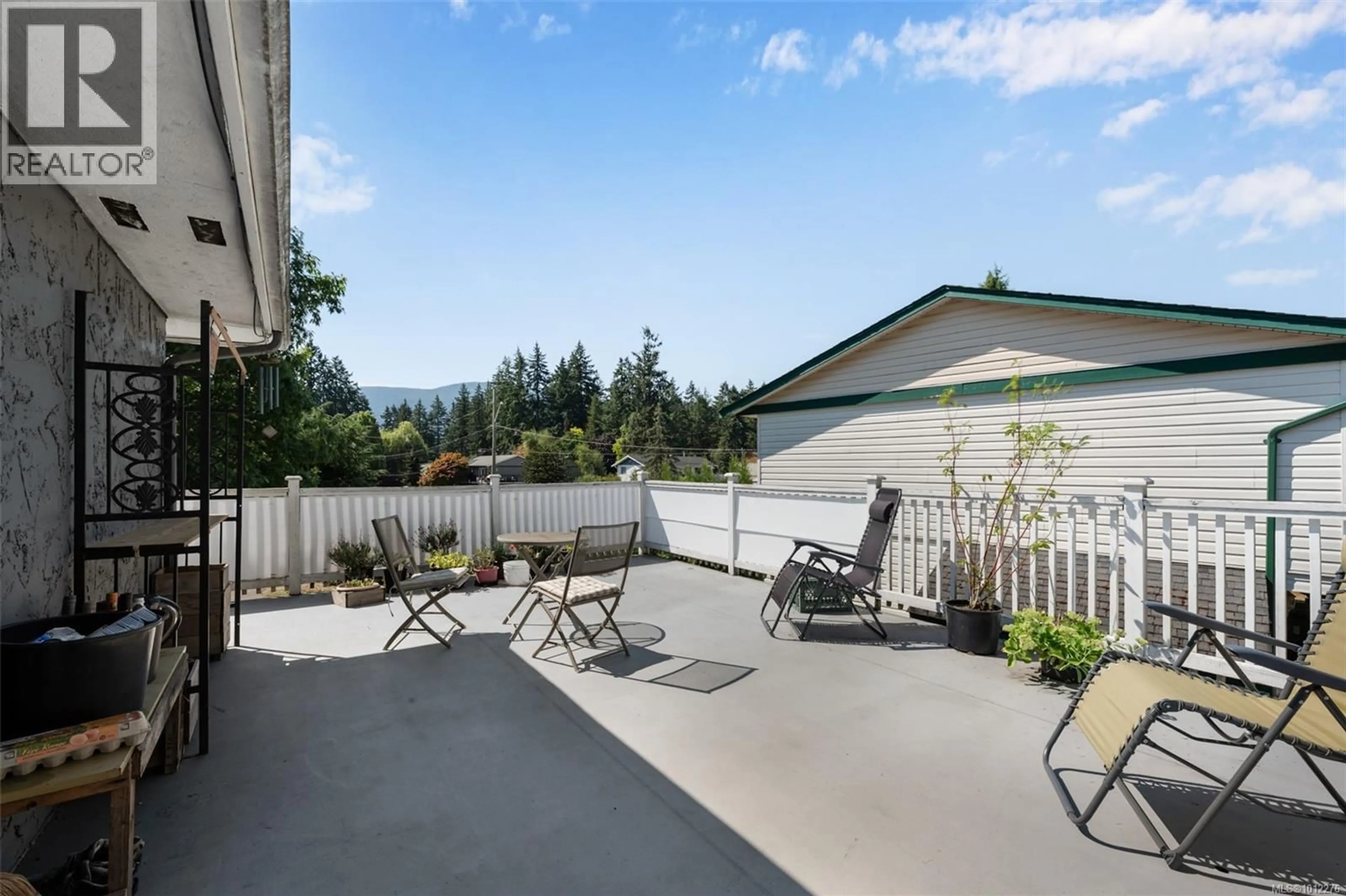 Patio, mountain view for 2618 STARLIGHT TRAIL, Nanaimo British Columbia V9T3S7