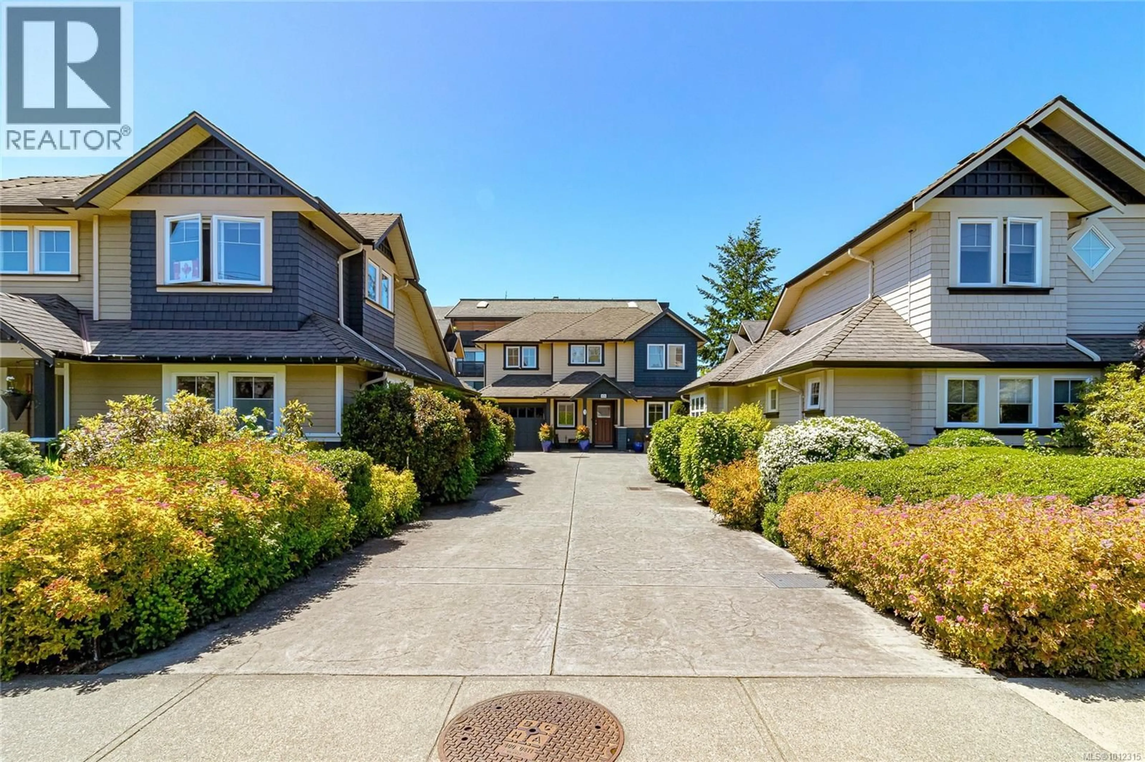 A pic from outside/outdoor area/front of a property/back of a property/a pic from drone, street for 2 - 10134 THIRD STREET, Sidney British Columbia V8L3C2