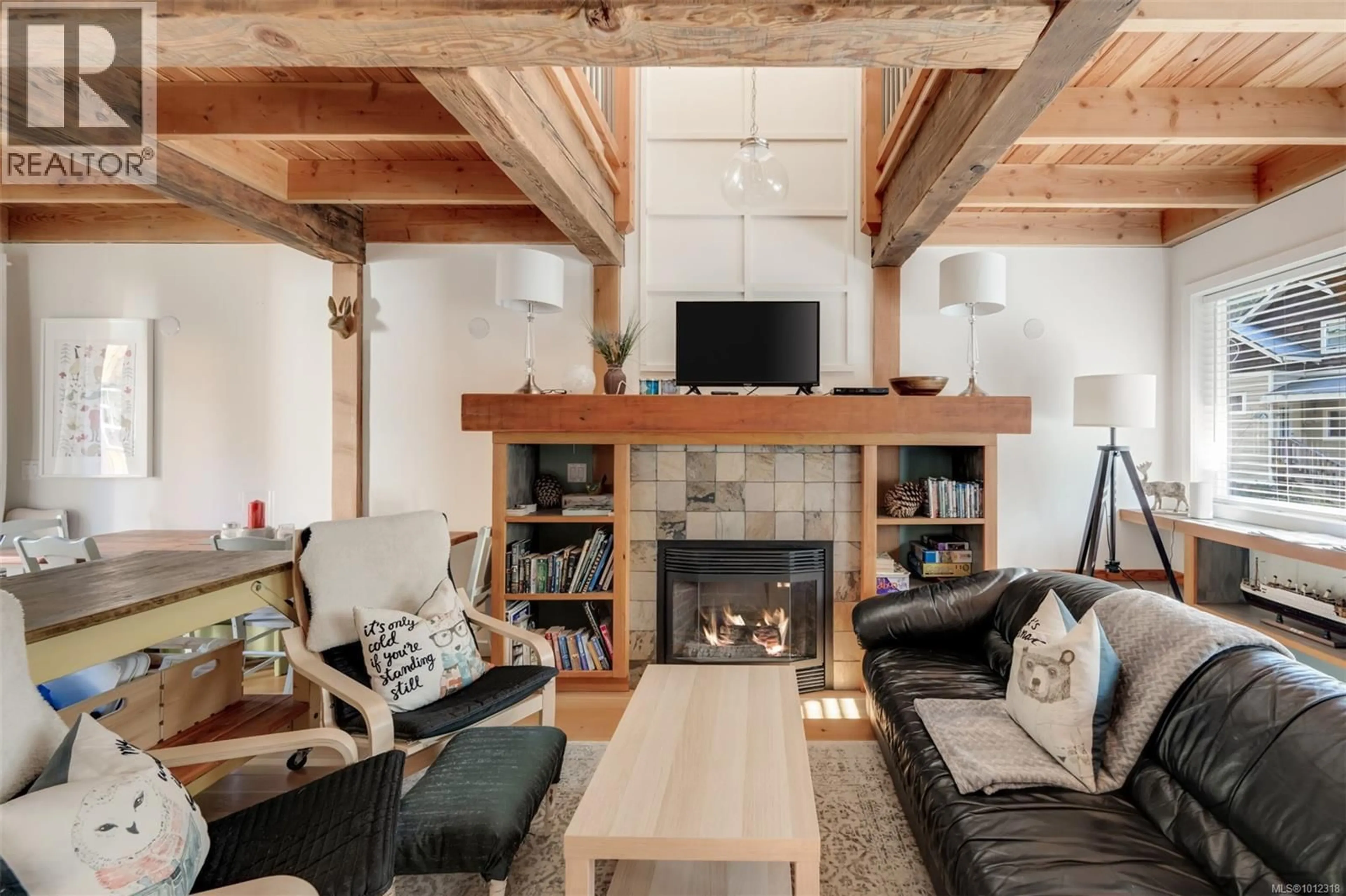 Living room with furniture, unknown for 36 - 2970 GLEN EAGLES ROAD, Shawnigan Lake British Columbia V0R1L7