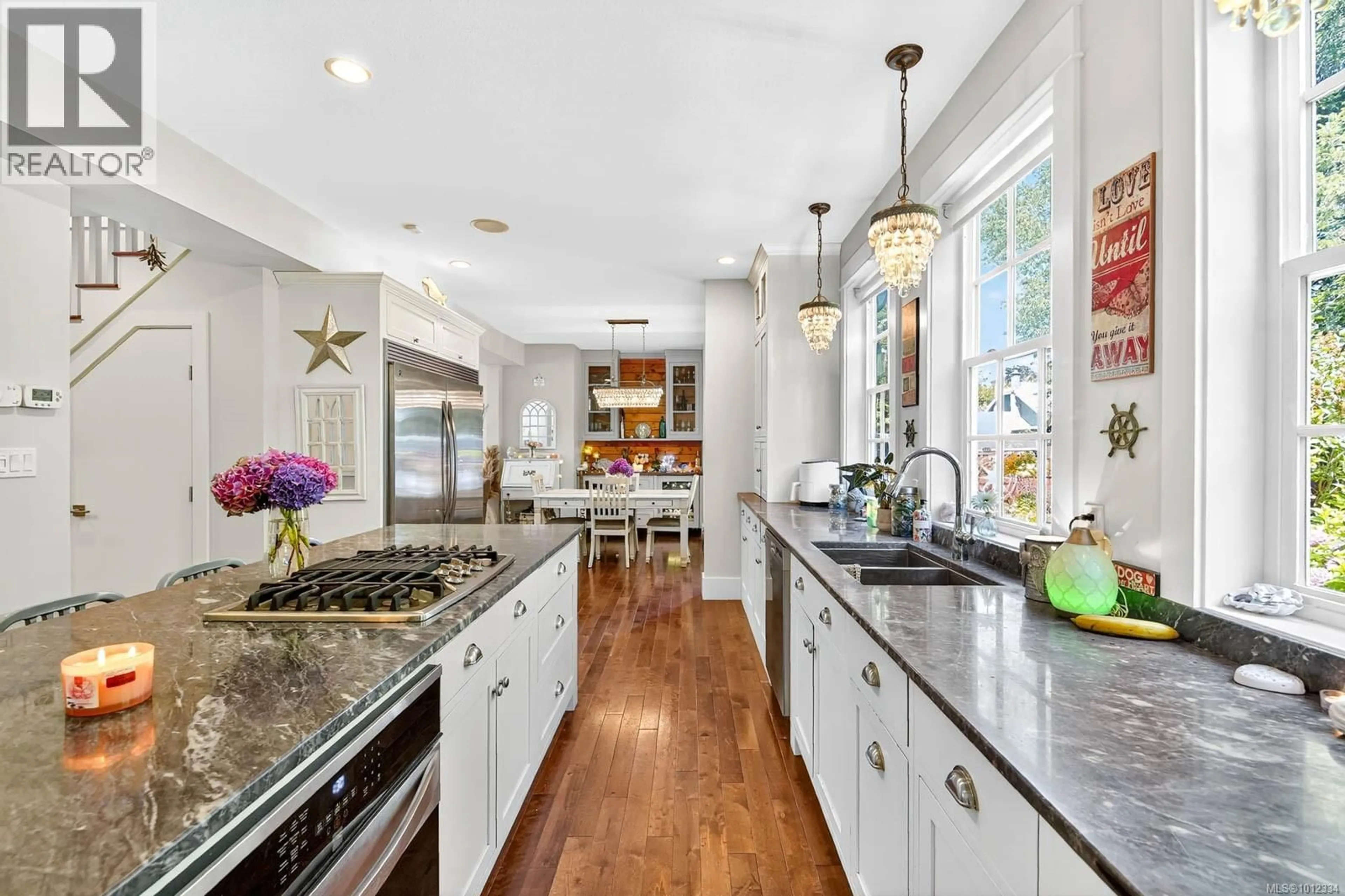 Open concept kitchen, ceramic/tile floor for 4455 ELIZABETH STREET, Port Alberni British Columbia V9Y6L4