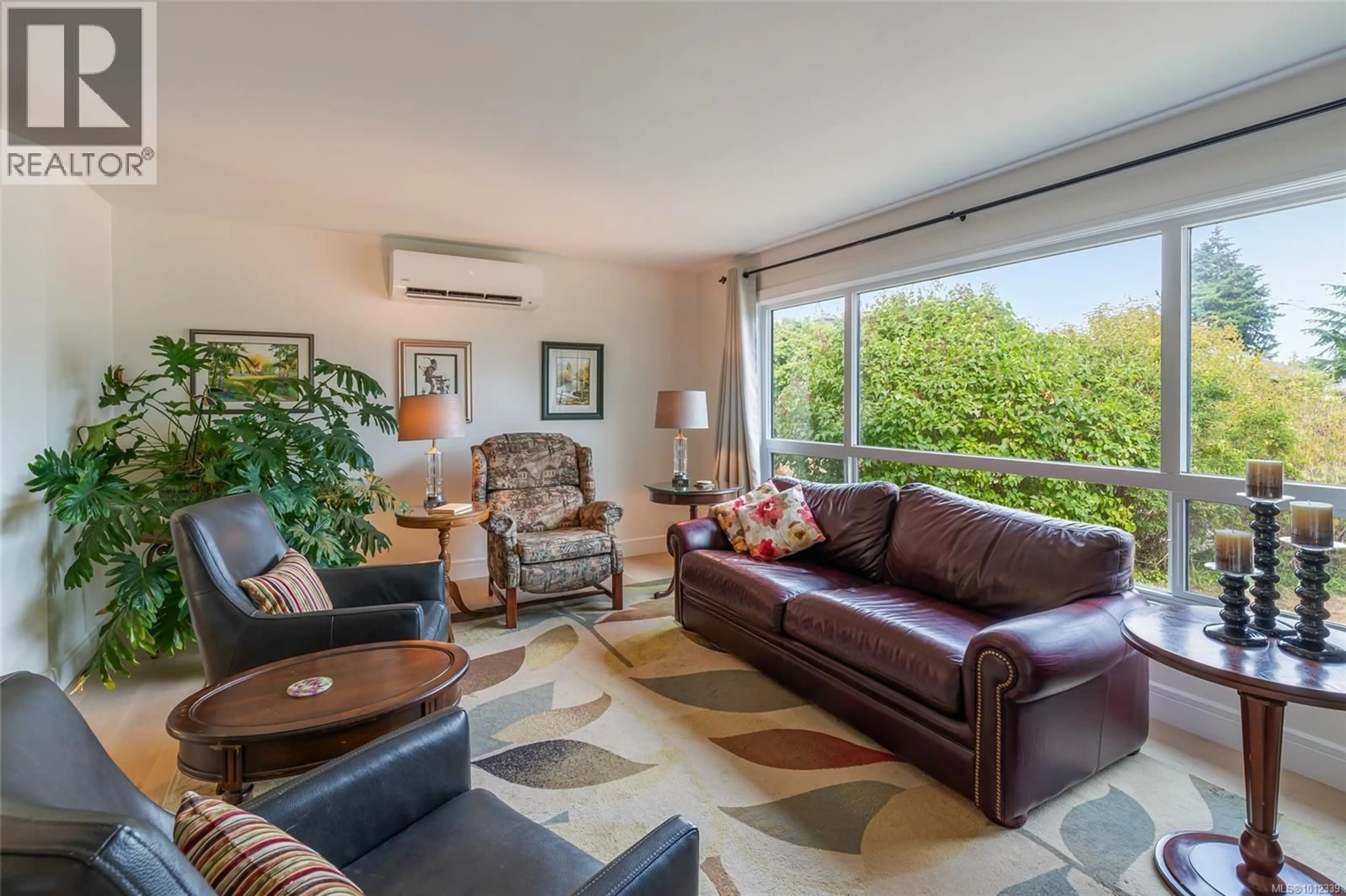 Living room with furniture, unknown for 228 POTLATCH STREET, Parksville British Columbia V9P1K3