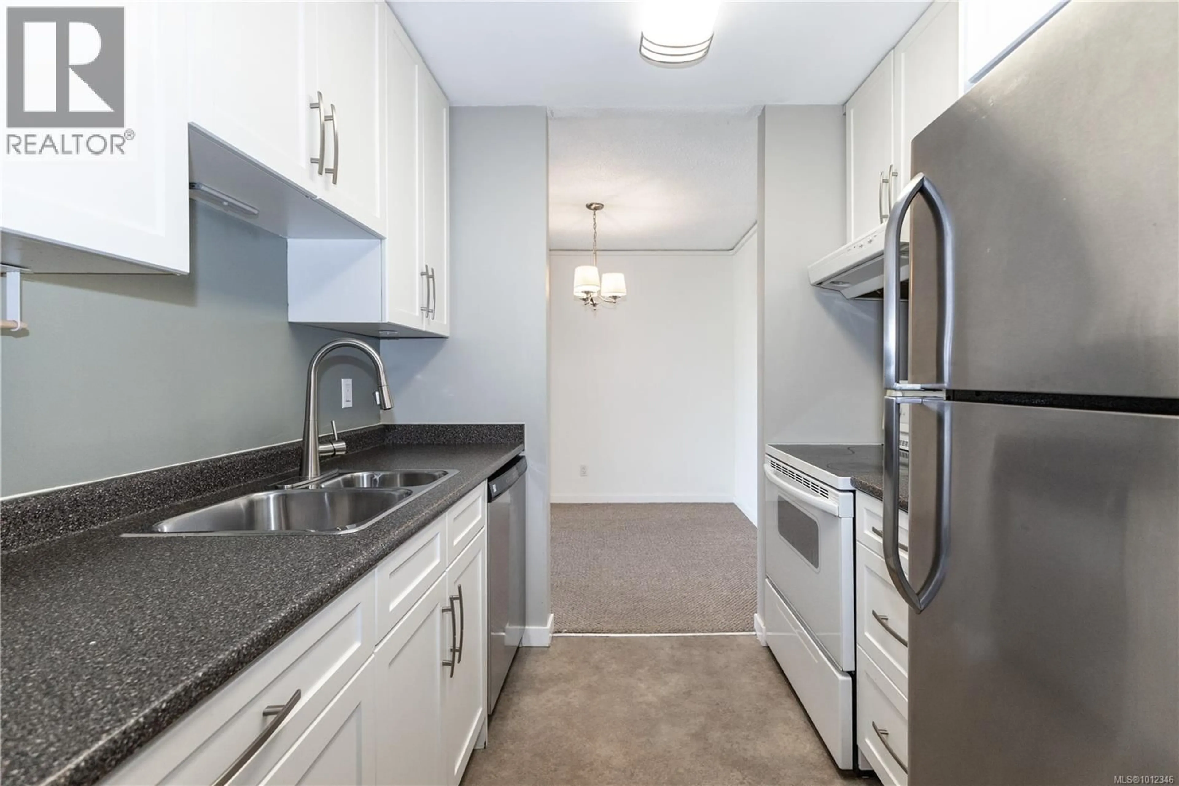 Standard kitchen, unknown for 306 - 585 DOGWOOD STREET SOUTH, Campbell River British Columbia V9W6T6